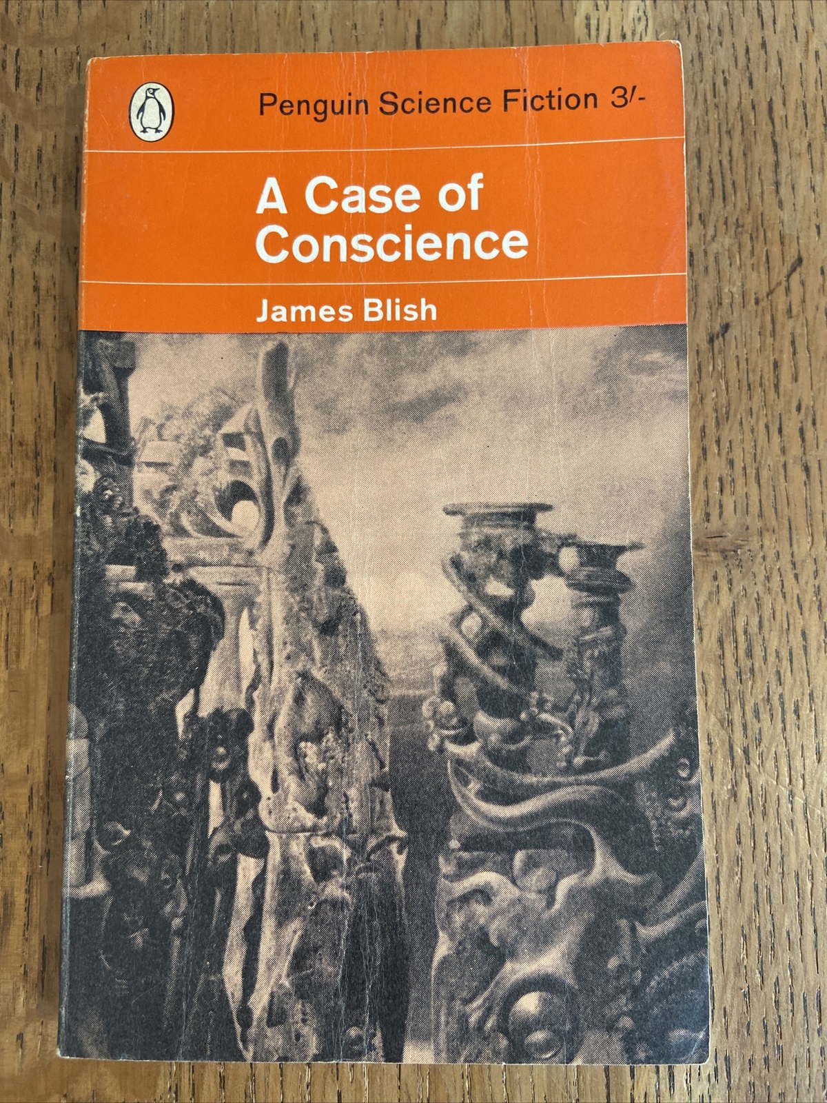 A Case of Conscience by James Blish 1963 UK Penguin PB 1st – Vintage – VGC