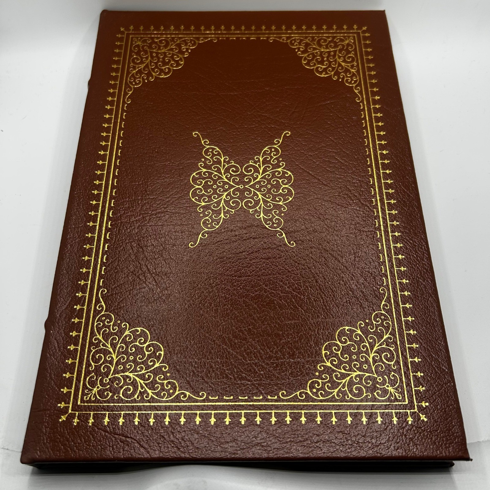 Aesop’s Fables Easton Press Leather Bound Collector’s Edition Robert Lawson Gilt