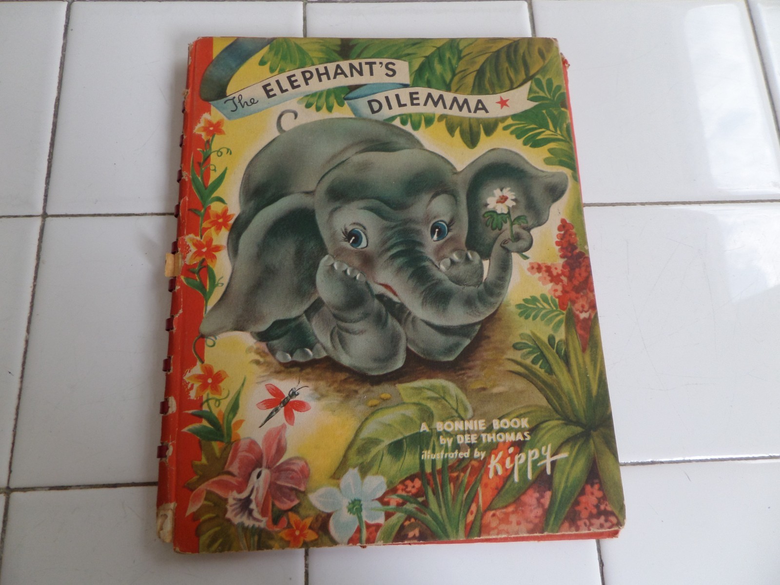 The Elephants Dilemma, A Bonnie Book,1946(VINTAGE Spiral Book)