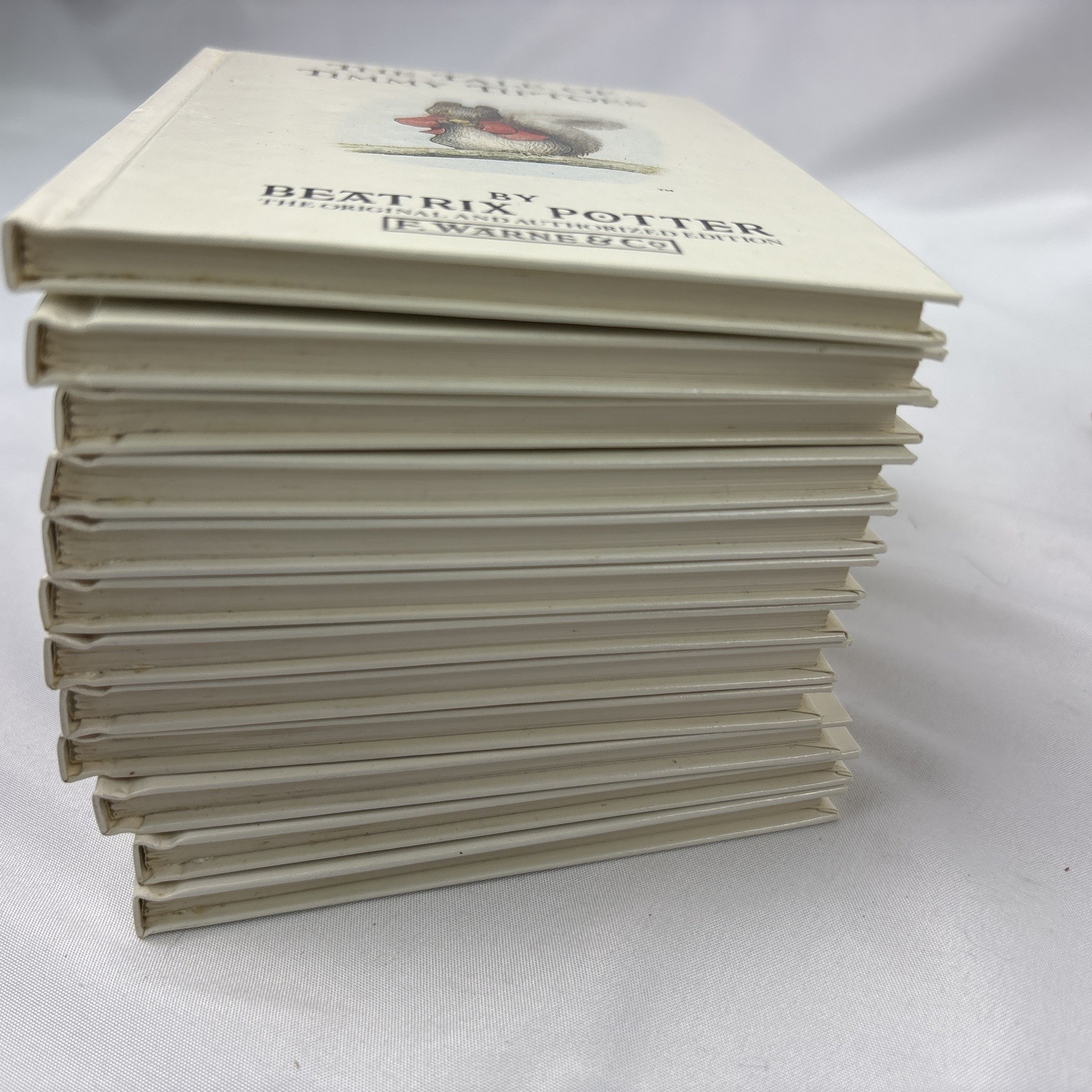 The PETER RABBIT LIBRARY by Beatrix Potter BOXED SET 1-12 BOOKS F. WARNE 1989