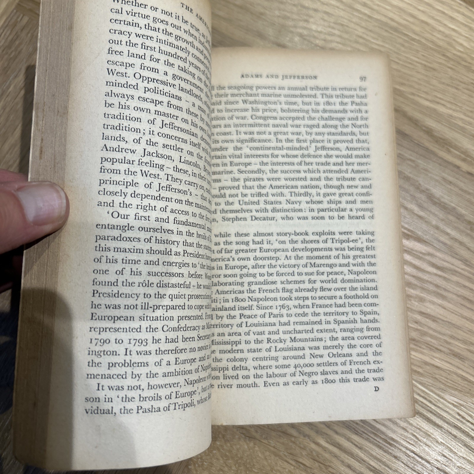 THE AMERICAN UNION Short popular history of USA – H G Nicholas PELICAN 1950 A207