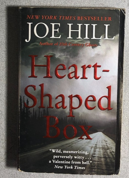 HEART-SHAPED BOX by Joe Hill (2007) Harper horror paperback 1st
