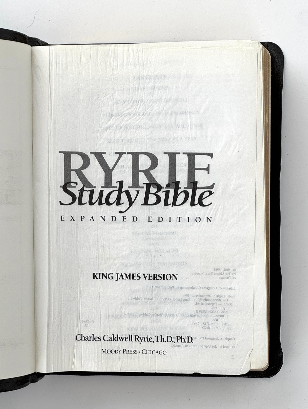1994 Ryrie Study Bible. Expanded Edition. King James Version. VINTAGE HC