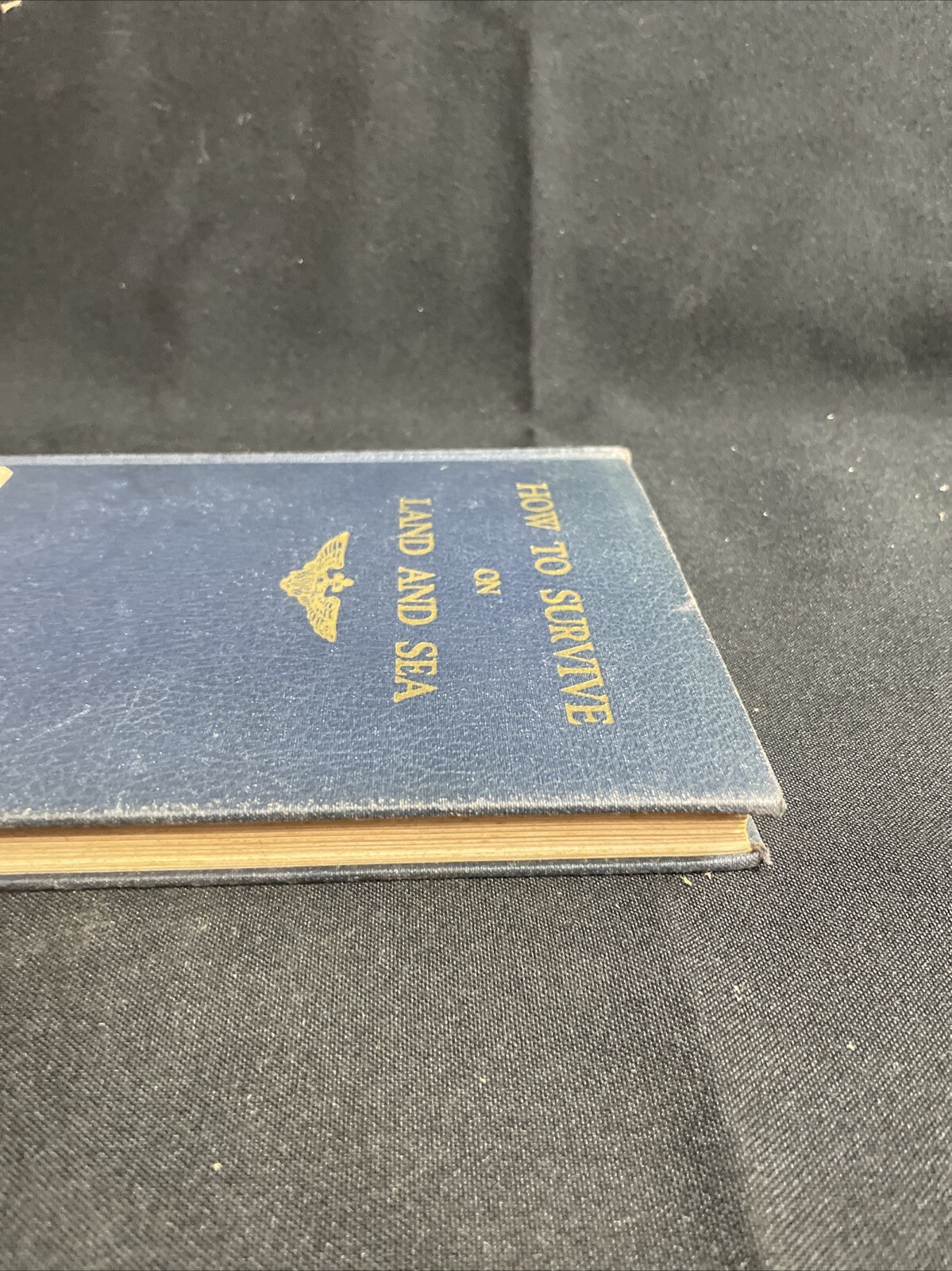 How to Survive on Land & Sea Aviation Training HC United States Navy 1951