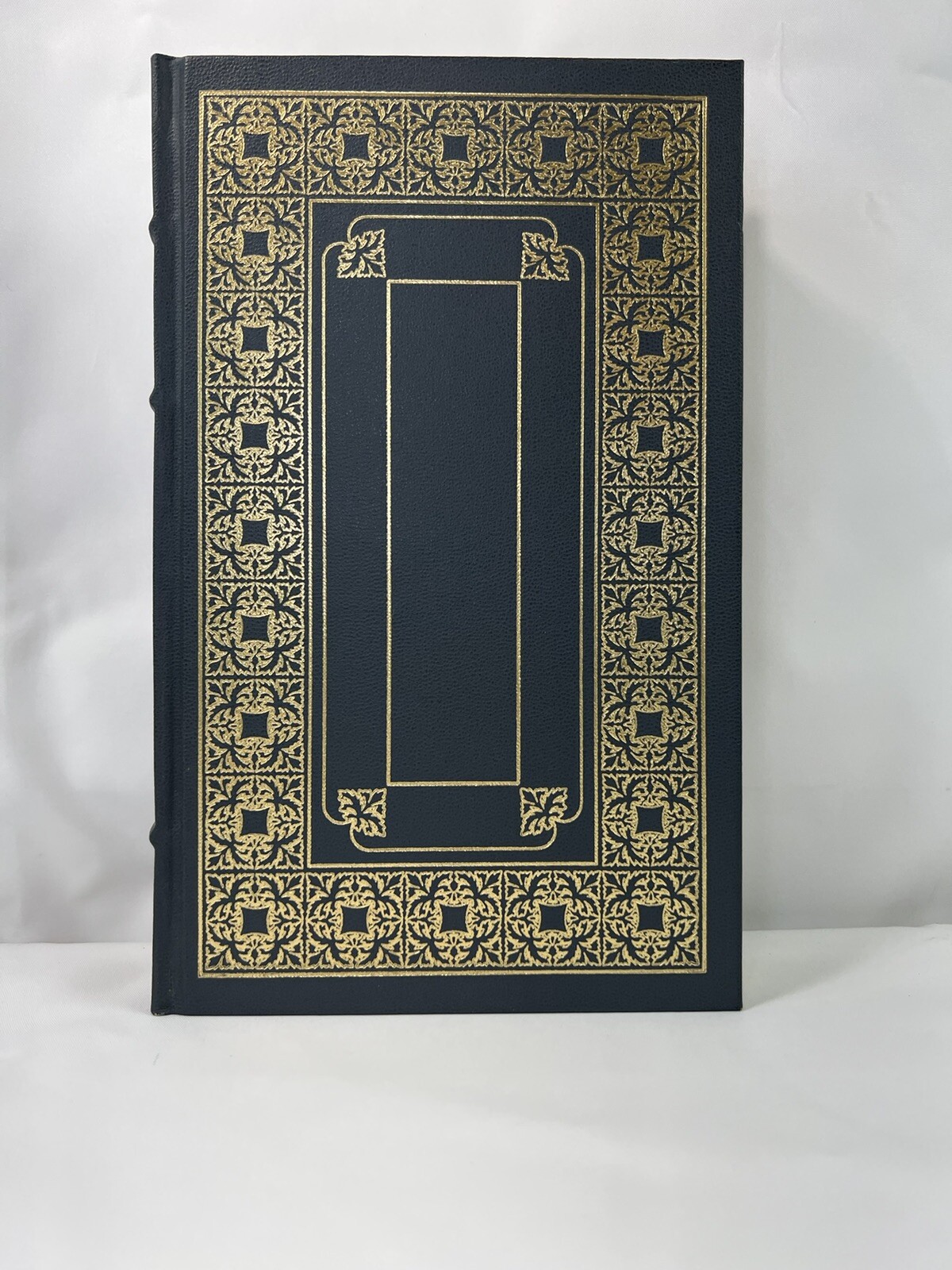 The Adventures of Robinson Crusoe by Daniel Defoe Franklin Library Book 1979