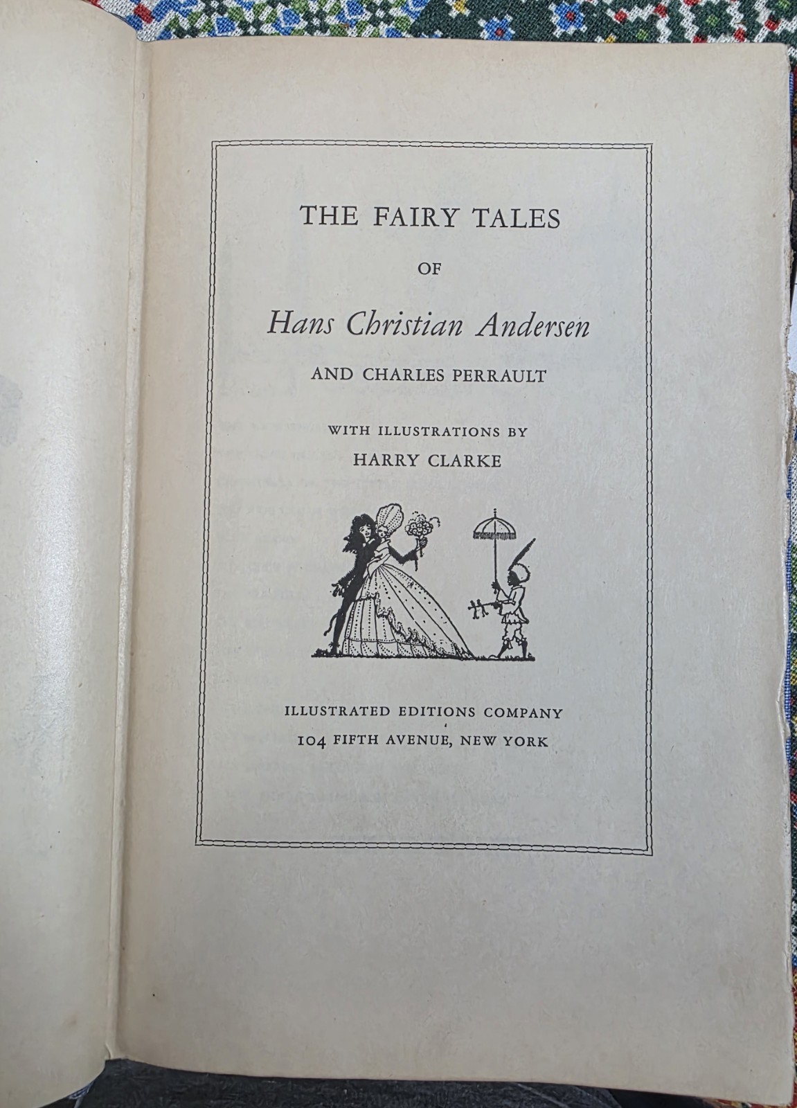 The Fairy Tales of Hans Christian Andersen and Charles Perrault Illustrated HC