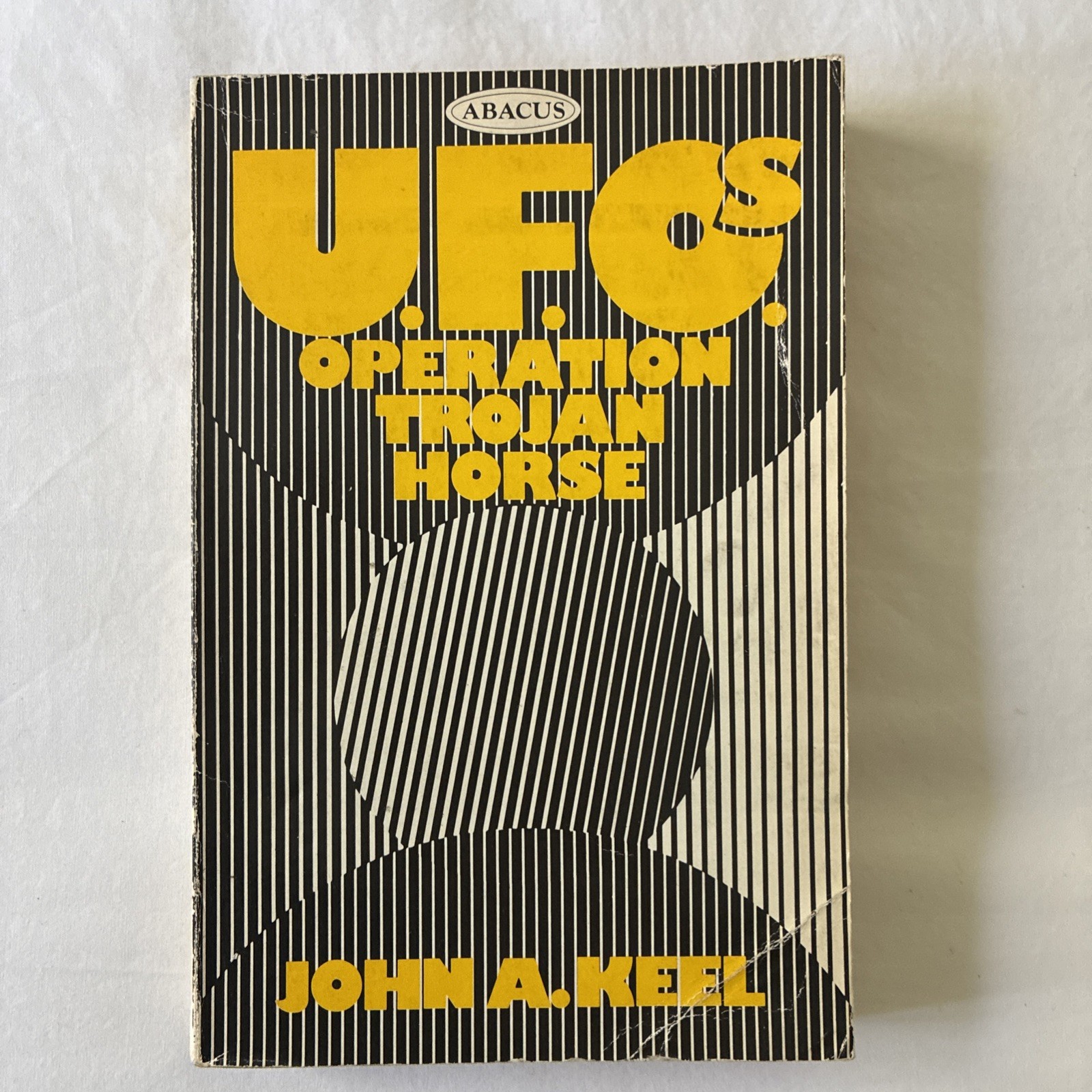 UFO Operation Trojan Horse by John A Keel 1973 Abacus 1st Edition Paperback