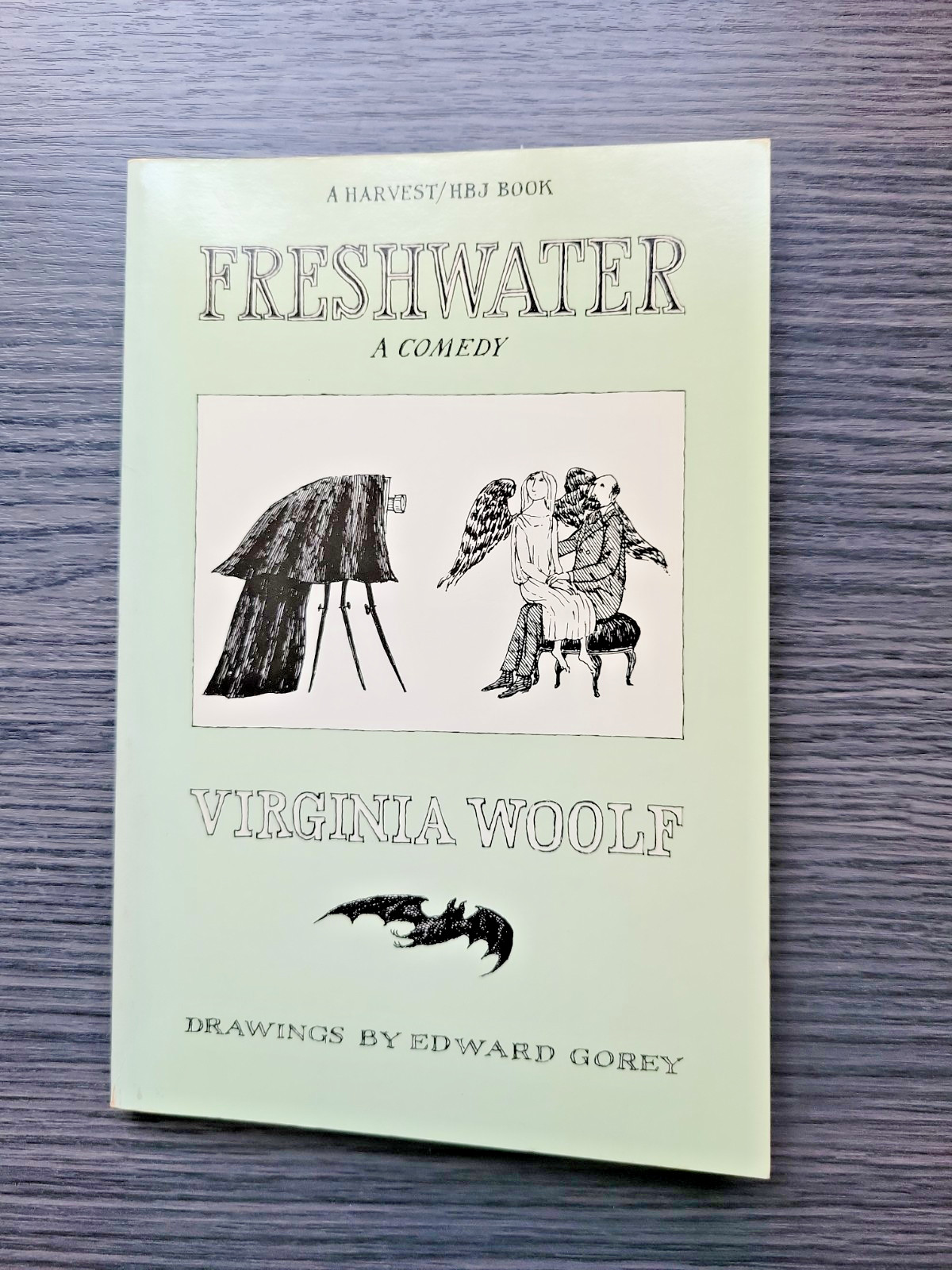 Virginia WOOLF, Edward Gorey – Freshwater: A Comedy – 1st PB Ed – 1985 – NEW