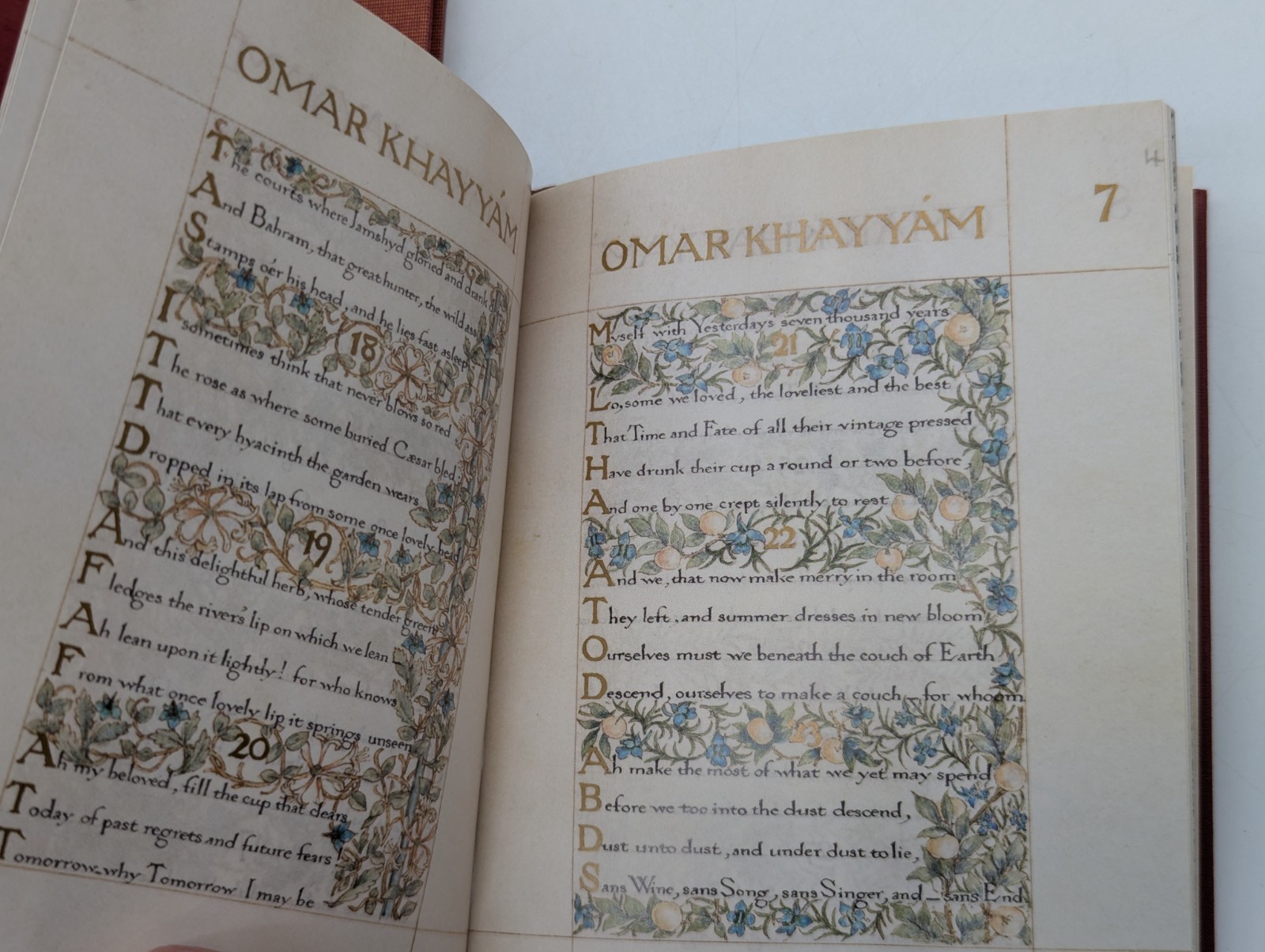 Folio Society Rubaiyat of Omar Khayyam William Morris Facsimile Edition Slipcase