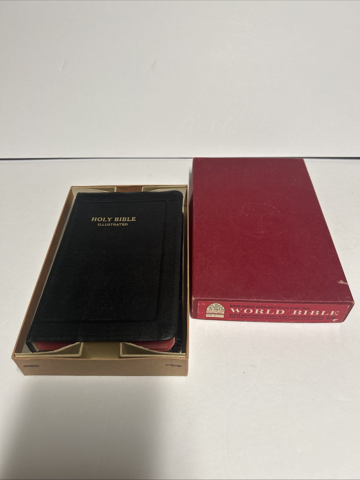 Vtg 1960s World Publishing Holy Bible Illustrated Faux Leather In Original Box