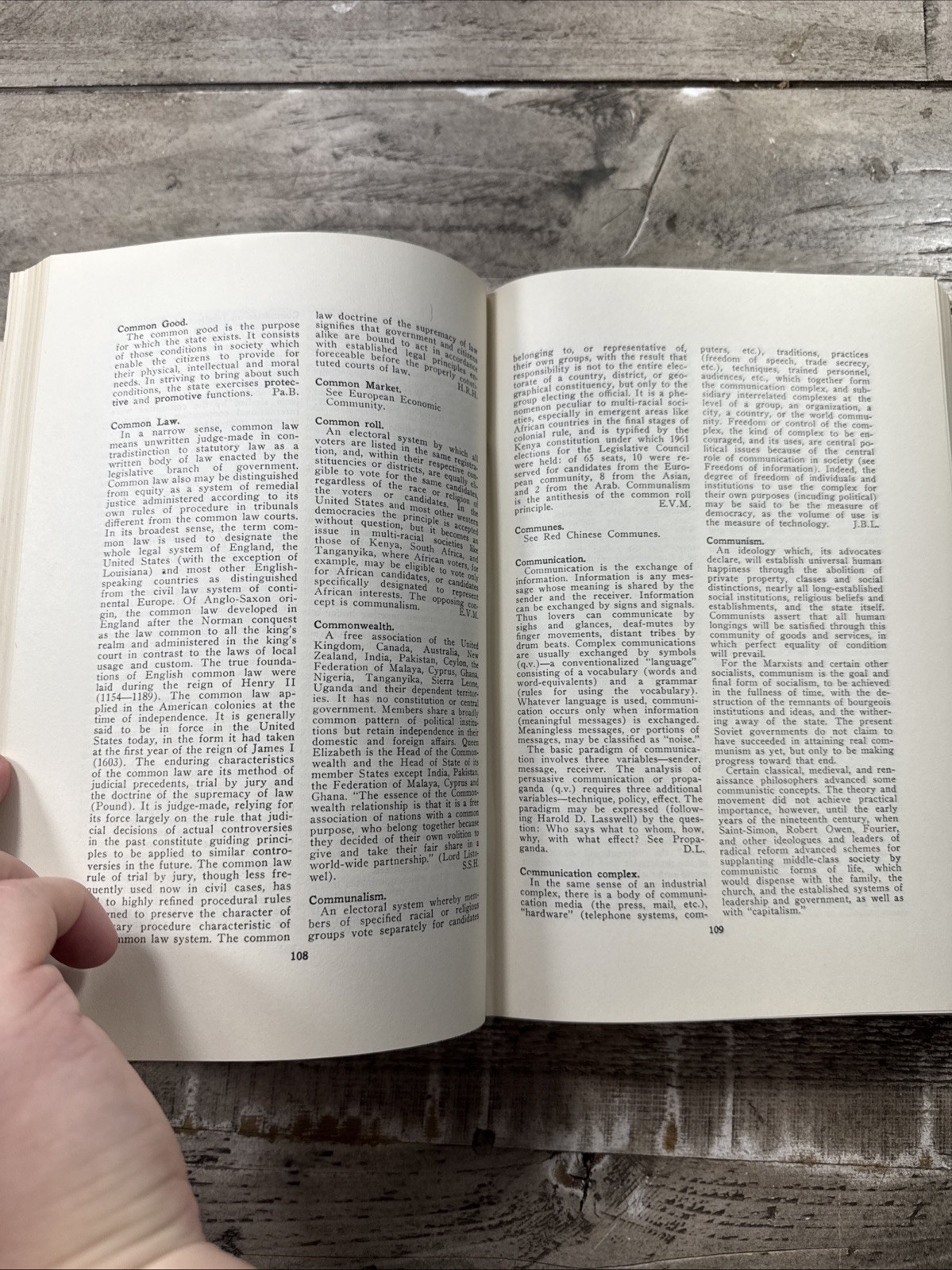 1964 Vintage Political Reference Book “Dictionary of Political Science” Dunner