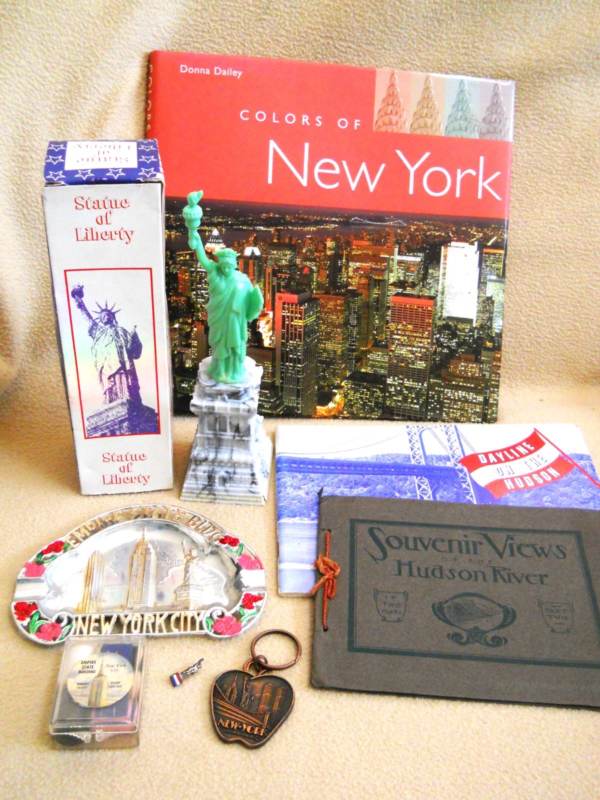 Vintage New York City Souvenir Lot