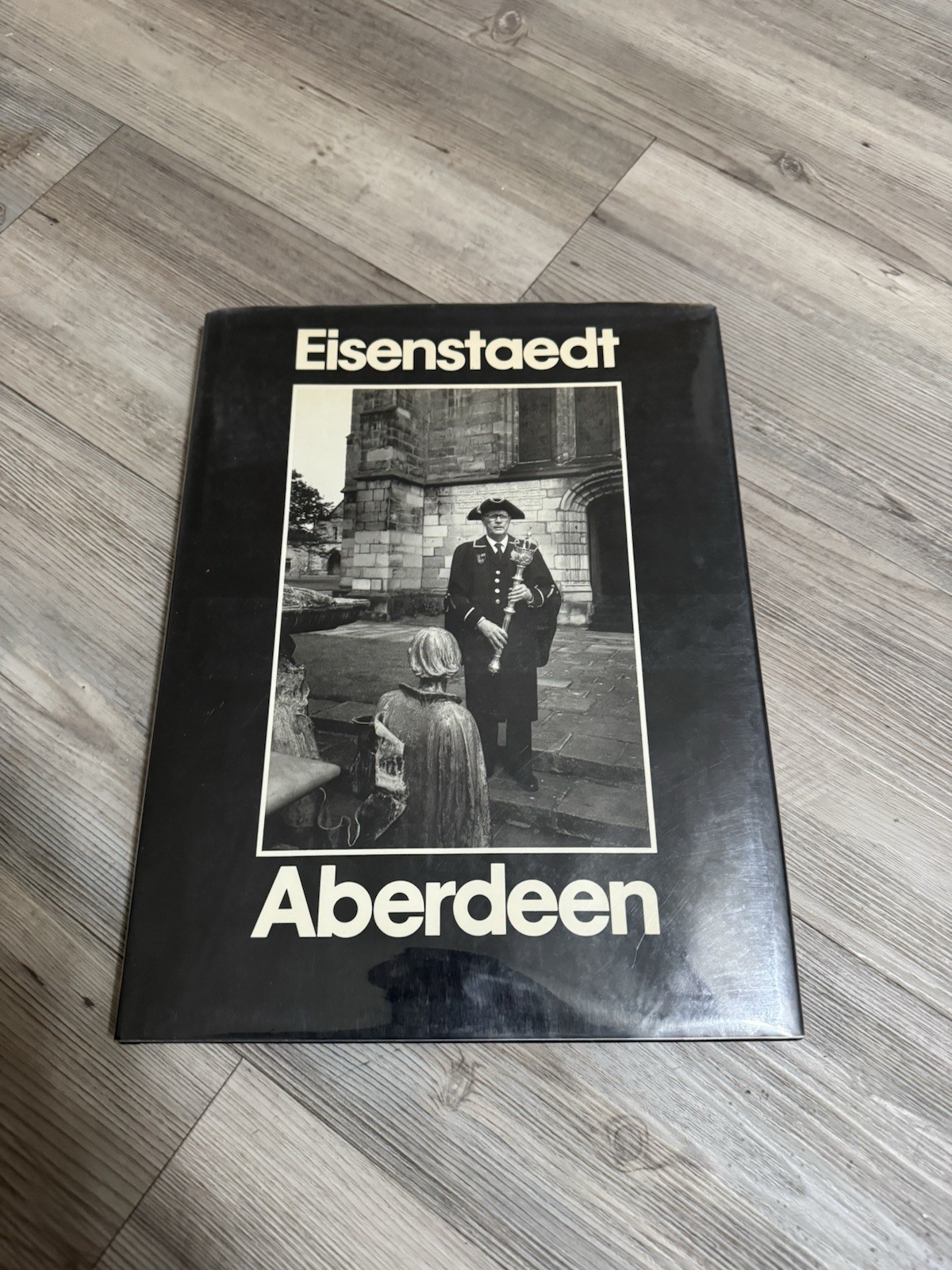 Aberdeen Scotland Pictorial Works Illustrated 1984 Eisenstaedt Photography