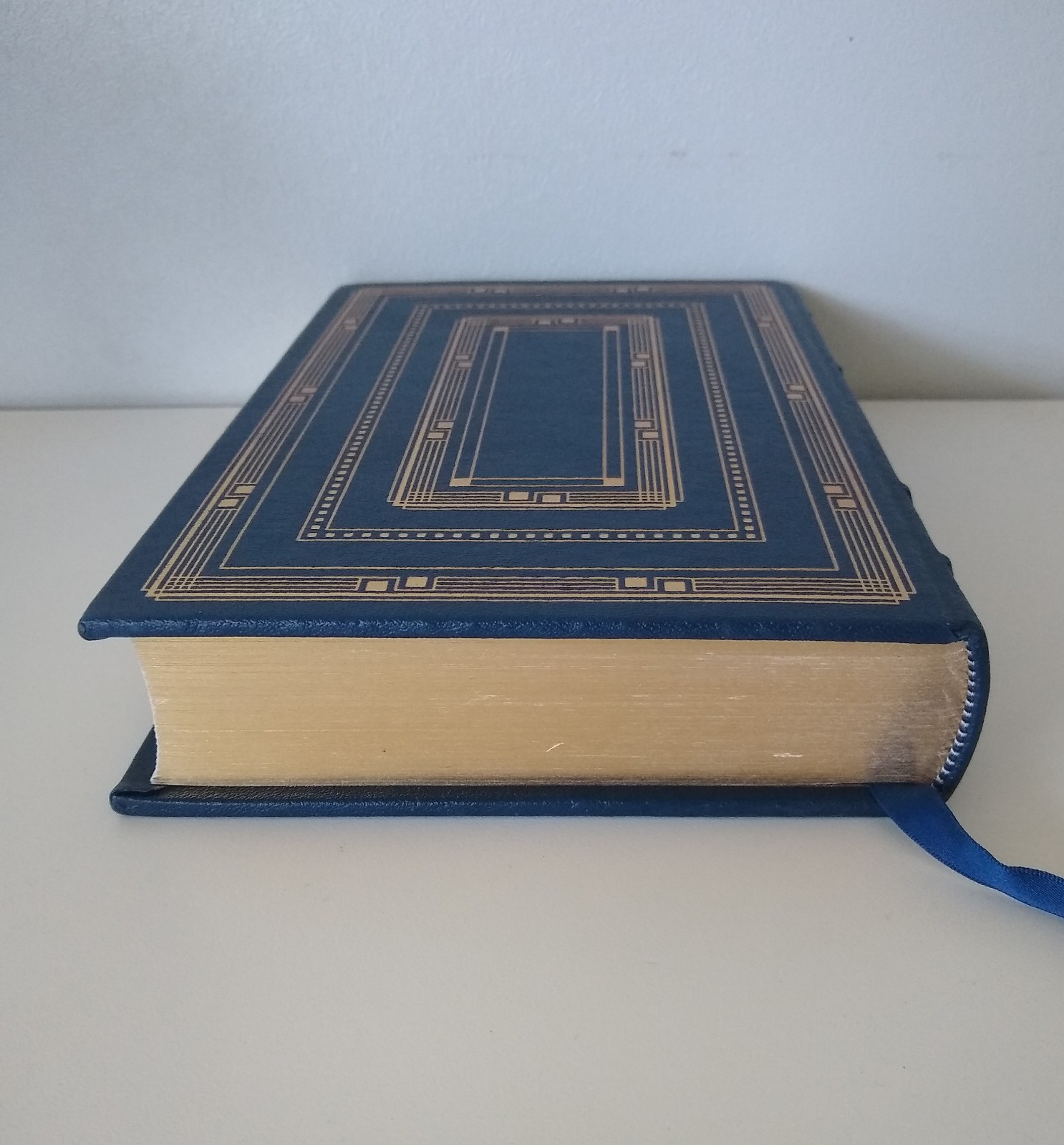 ROGER’S VERSION HARDCOVER JOHN UPDIKE FRANKLIN LIBRARY SIGNED FIRST EDITION ?