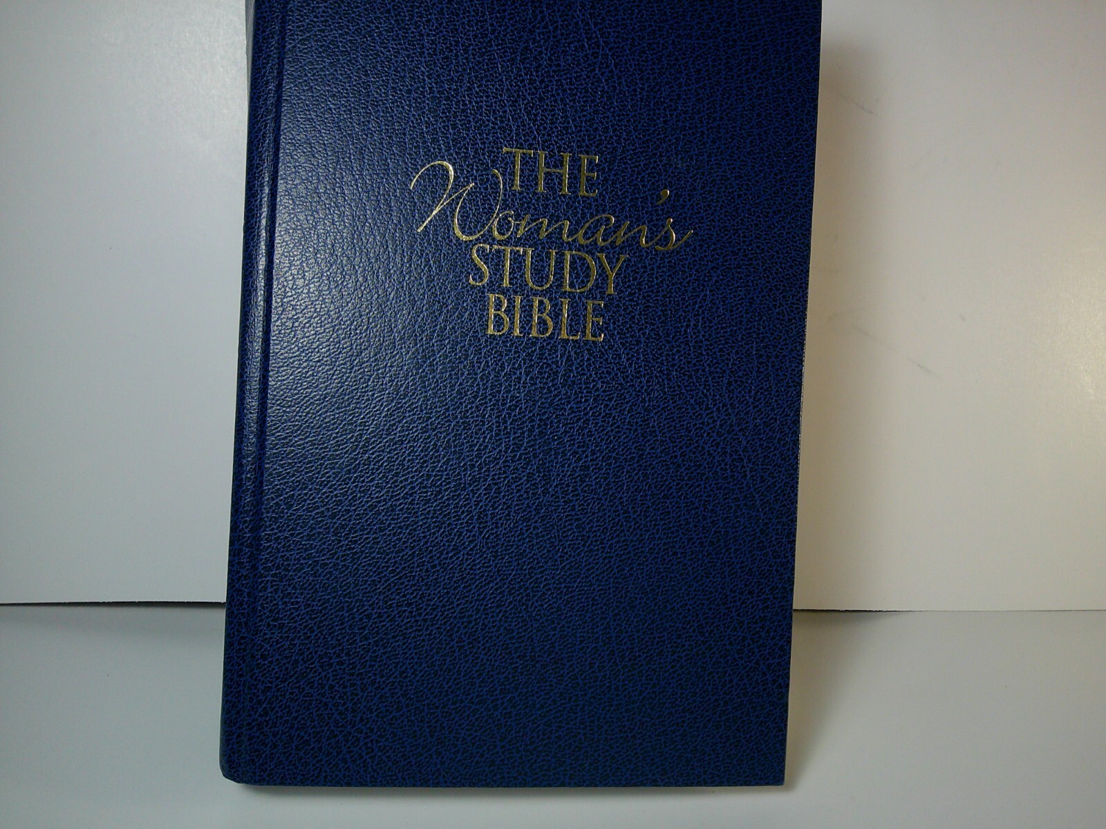 THE WOMAN’S STUDY BIBLE NEW KING JAMES VERSION NELSON 922 BLUE HB 1995