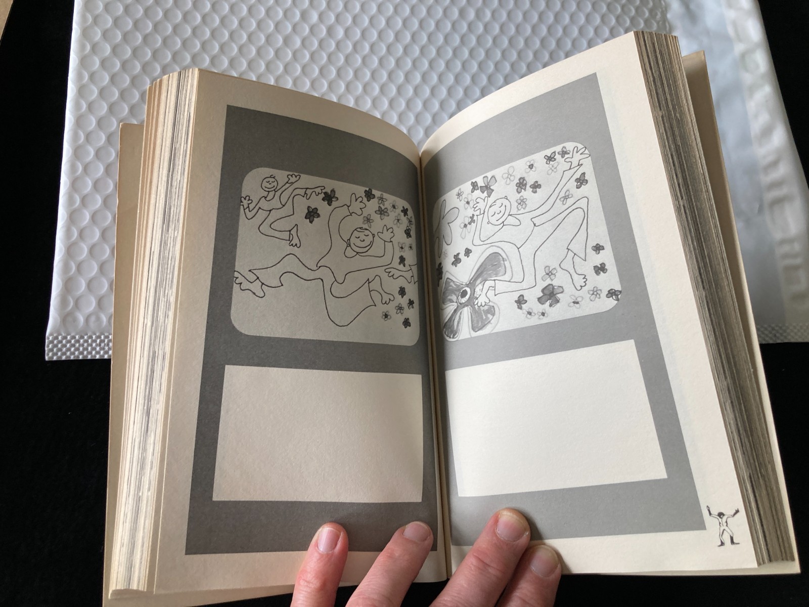 Between Time and Timbuktu or Prometheus – 5 by Kurt Vonnegut, Jr. 1972 8th print