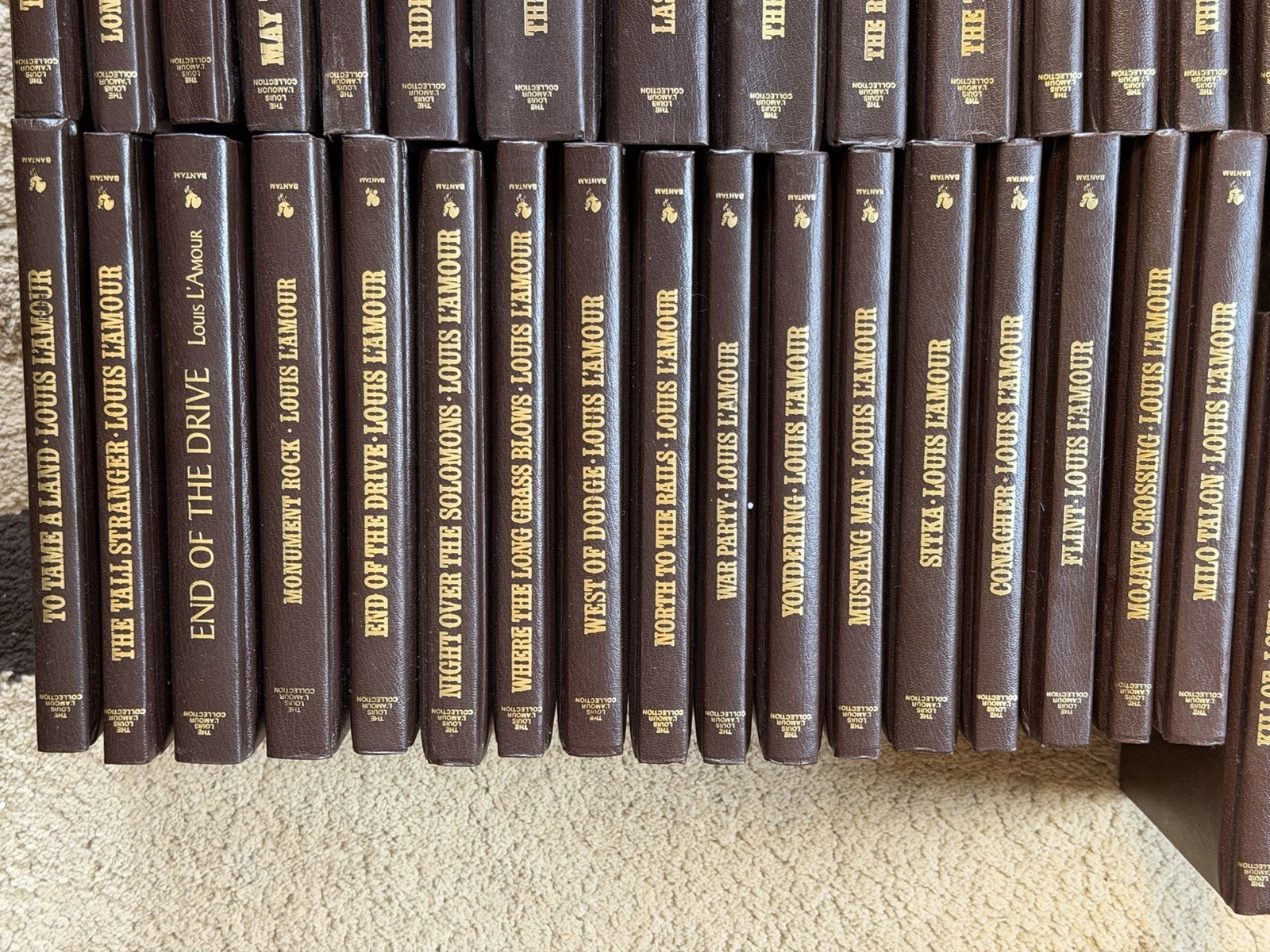 Complete Louis L’Amour Leatherette Library Collection 130 Volumes Western Novels