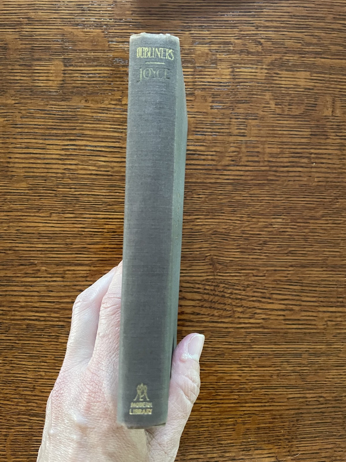 Modern Library Flexi w/ Jacket – Dubliners by James Joyce, #124