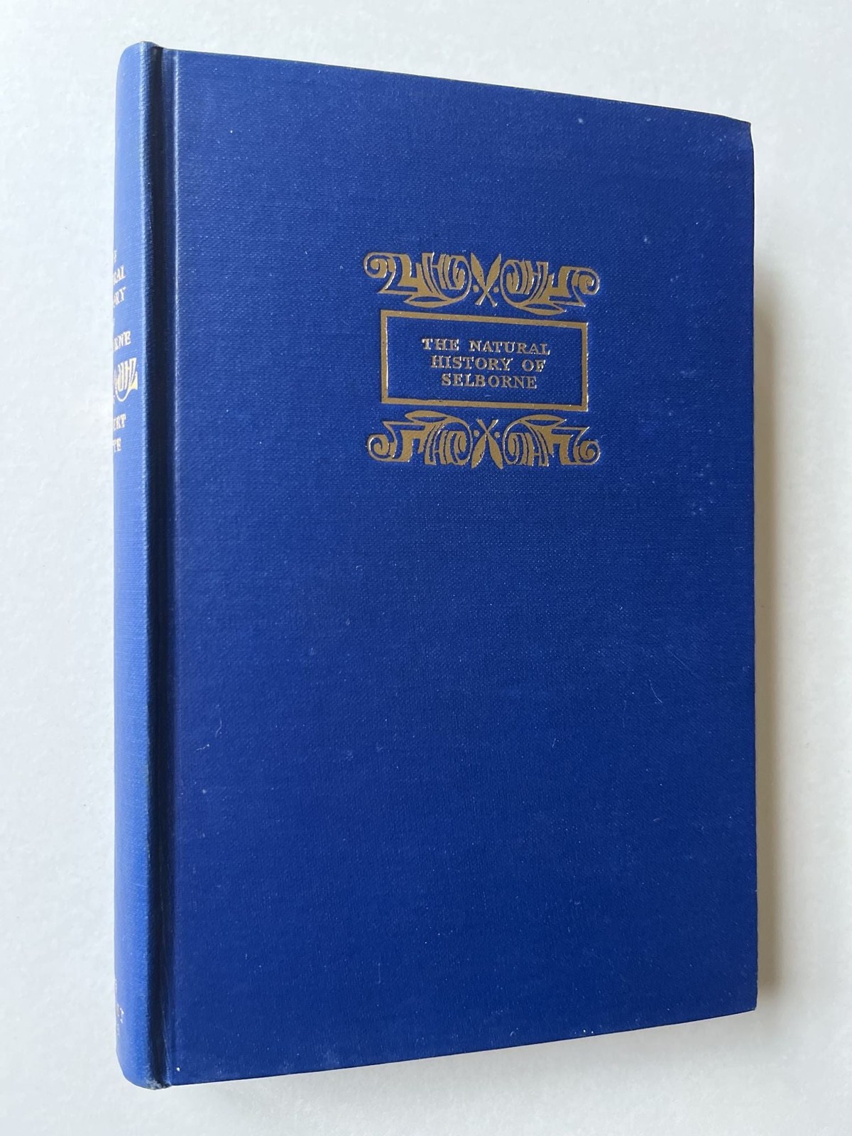 Gilbert White / Natural History of Selborne signed by James Fisher 1st ed 1947