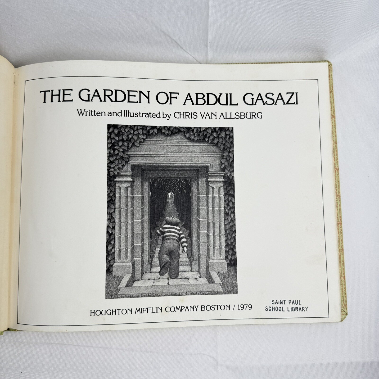 The Garden of Abdul Gasazi 1979 First Edition Chris Van Allsburg
