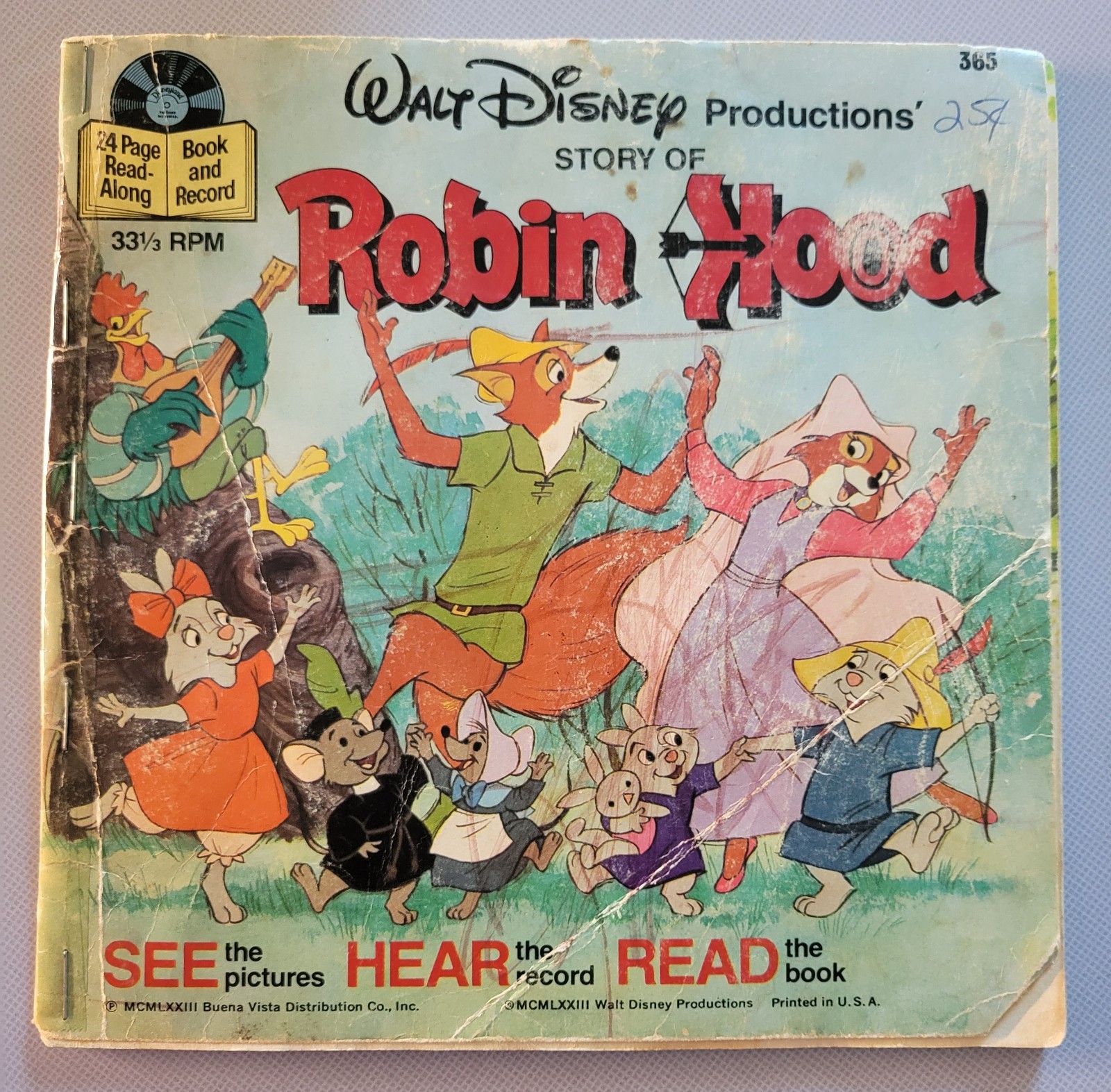 Vintage kids‘ book bundle : 1918 Peter Rabbit, Disney book/record, Left & Right