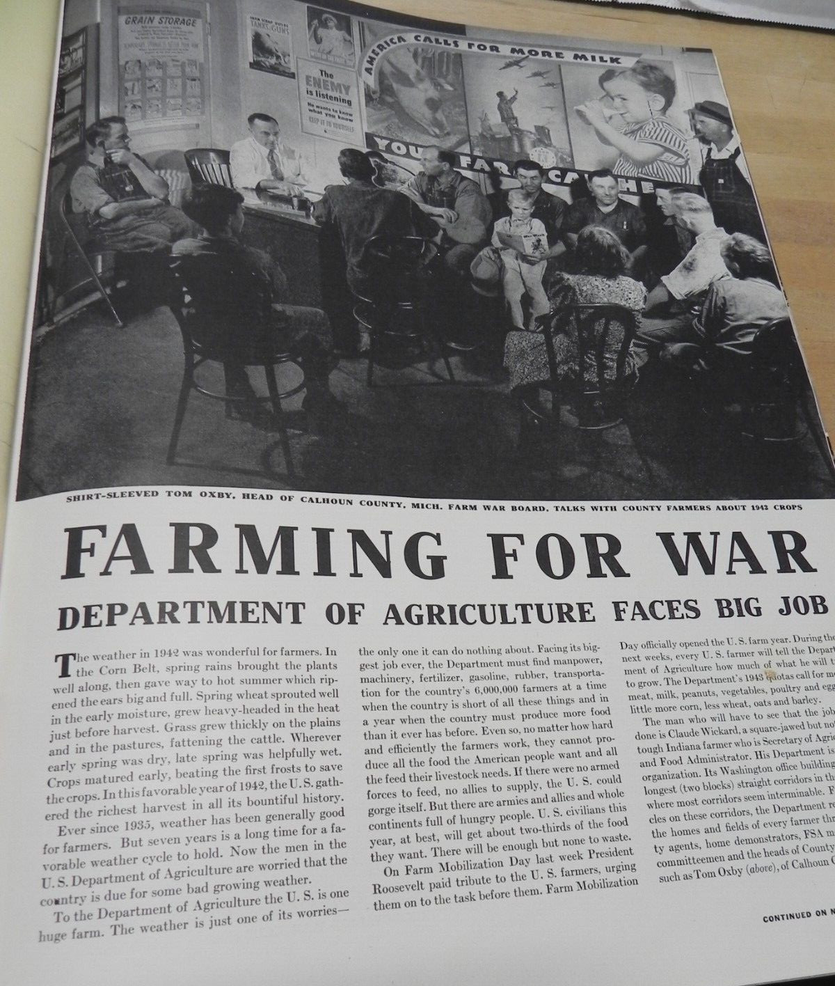 VINTAGE LIFE MAGAZINE JANUARY 25, 1943: SO. PACIFIC, USS HORNET, WARTIME FARMING