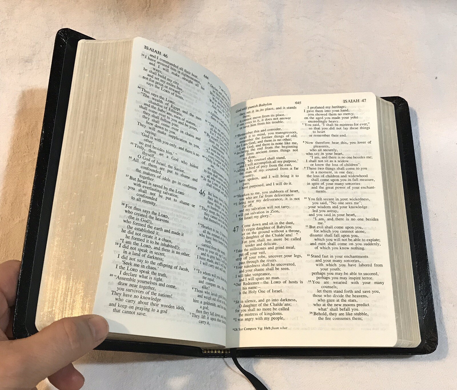 HOLY BIBLE REVISED STANDARD VERSION RSV Black Color Bonded Leather 1982 NEW