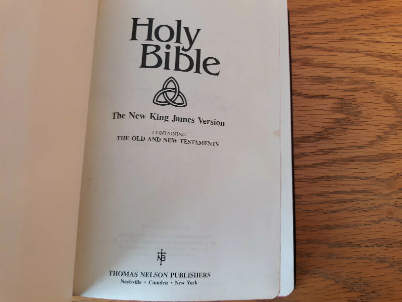Holy Bible New King James Version Red Letter Dictionary Concordance Nelson 412