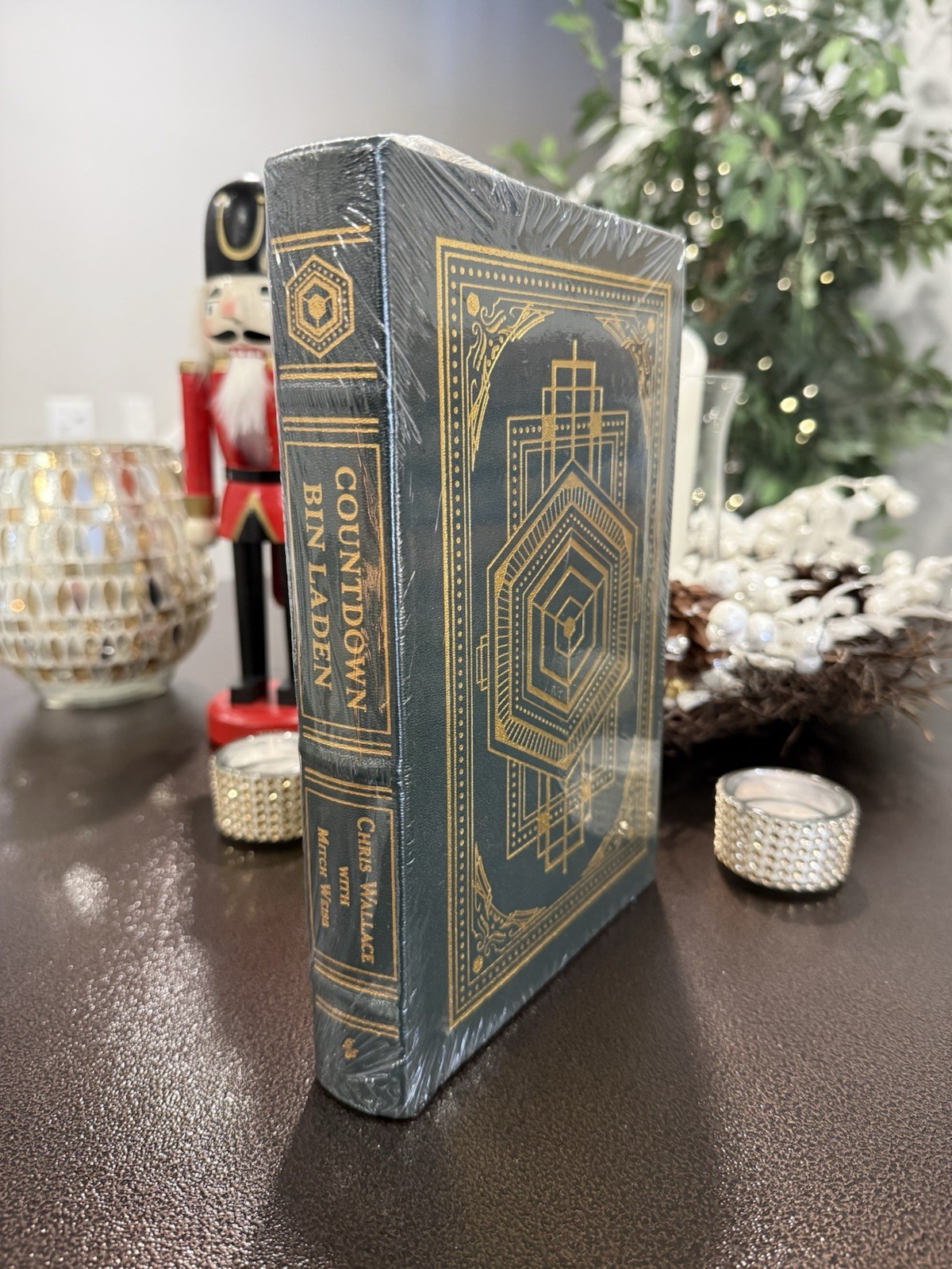 Countdown Bin Laden – Easton Press – Chris Wallace With Mitch Weiss