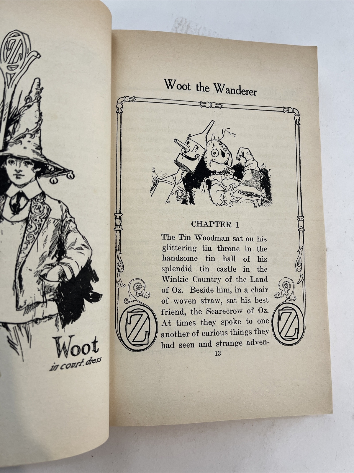 The tin woodman of OZ by L. Frank Baum (1980 PB Canada) Illustrated J.R. Neil