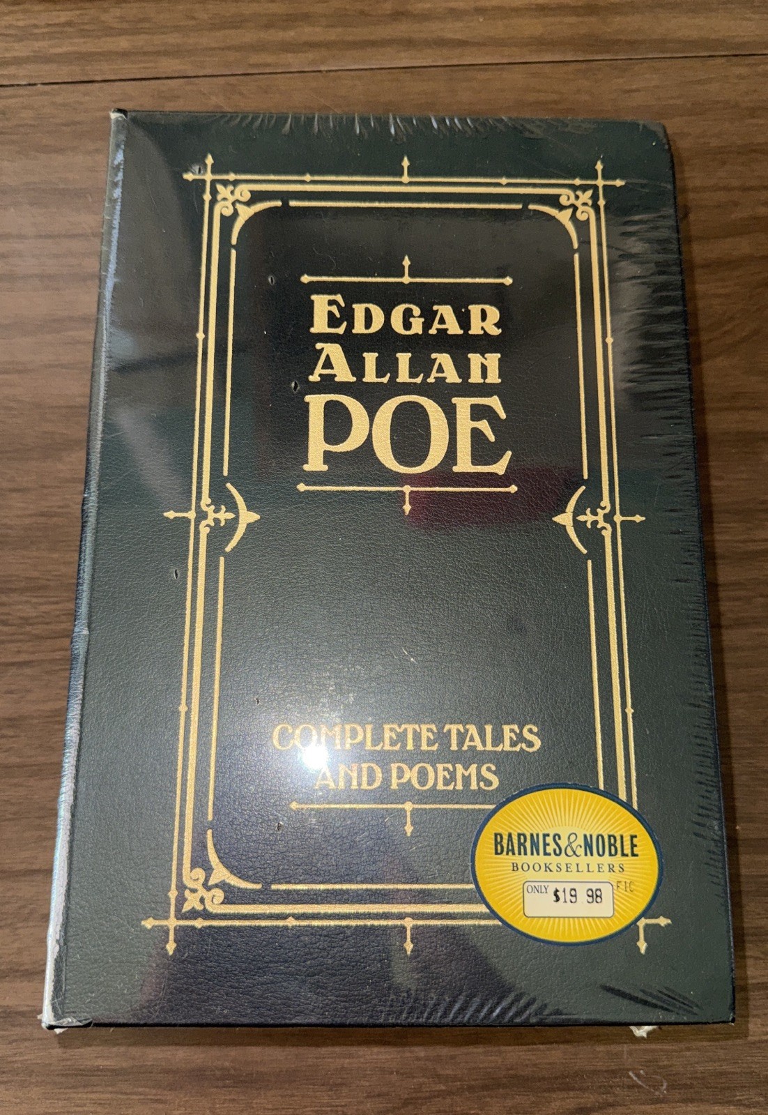 *Vintage Sealed* 1992 Edgar Allan Poe Complete Tales and Poems Barnes Noble