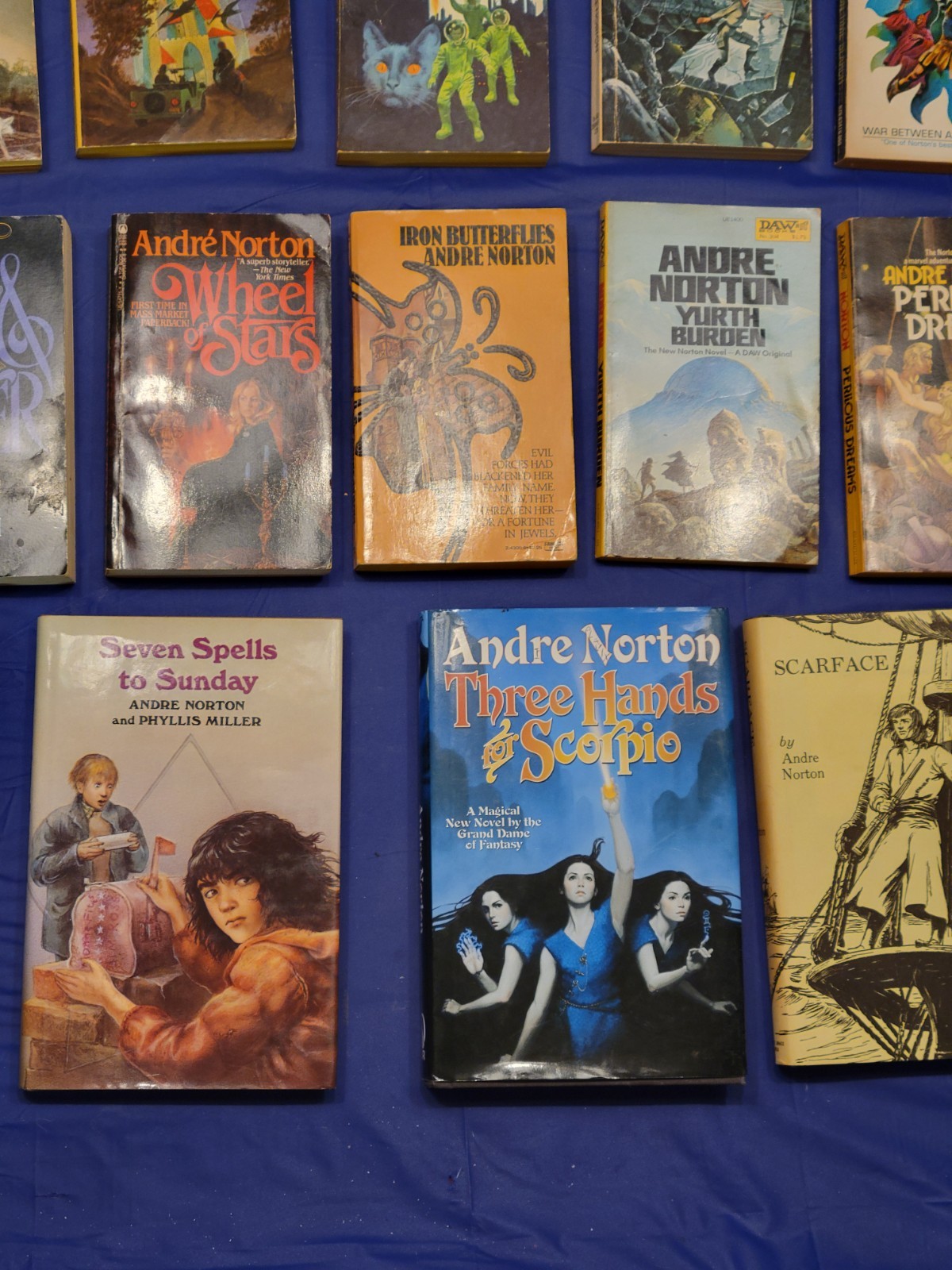 26 ANDRE NORTON Science Fiction SYFY Books Stand Alone Novel Book LOT PB & HB