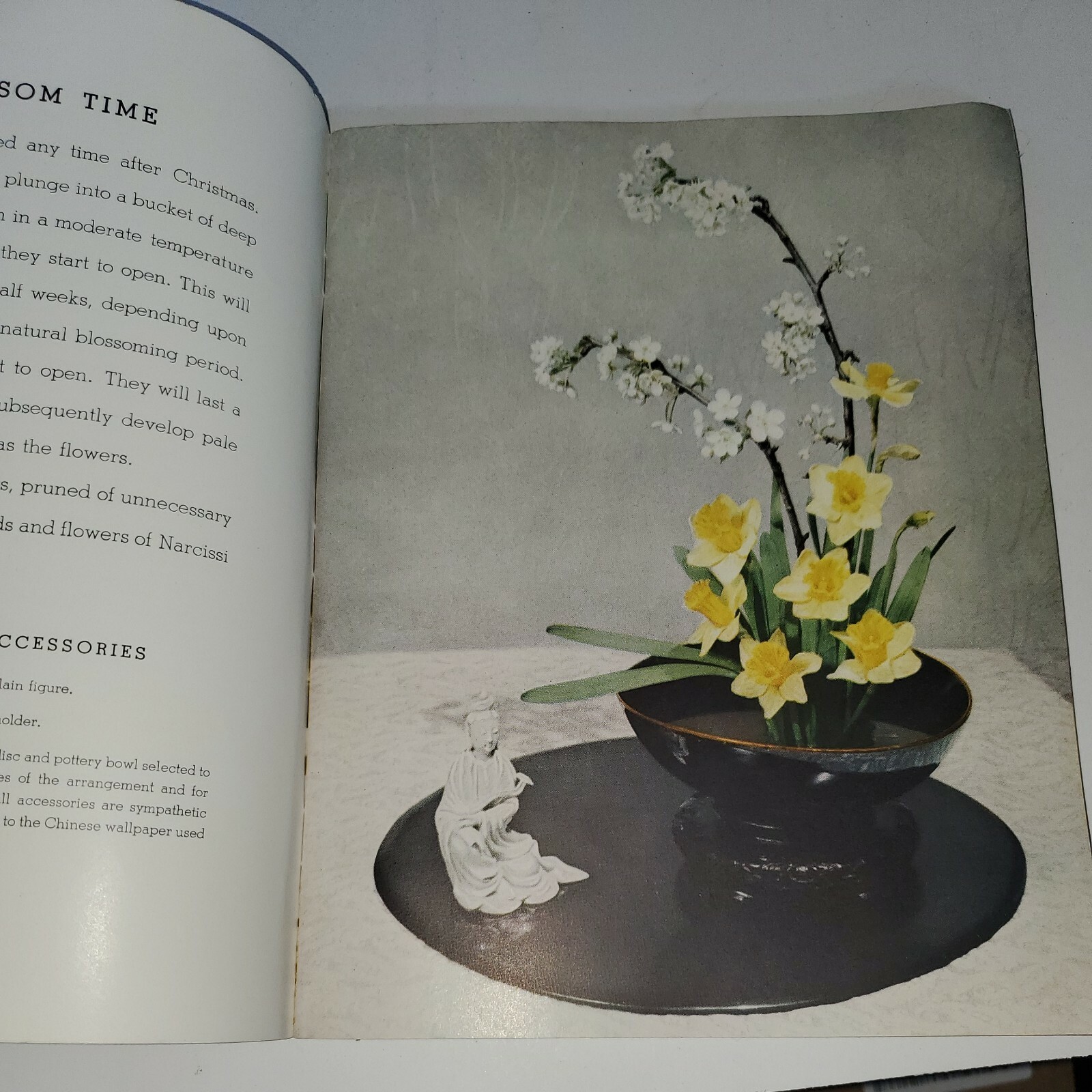 Flower Arranging -A Fascinating Hobby. Published by Coca-Cola Co. 1941