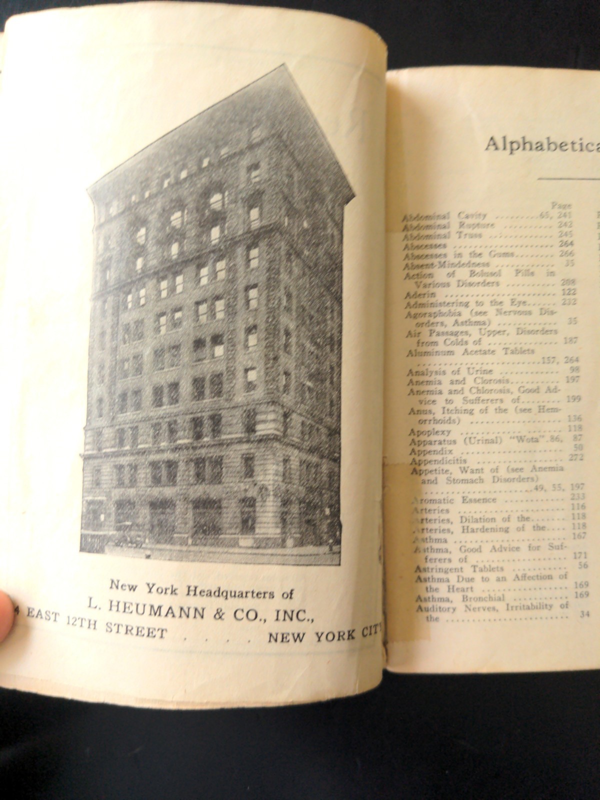 Antique Rev Heumann’s Aids to Good Health 1926, Medicine Catalog