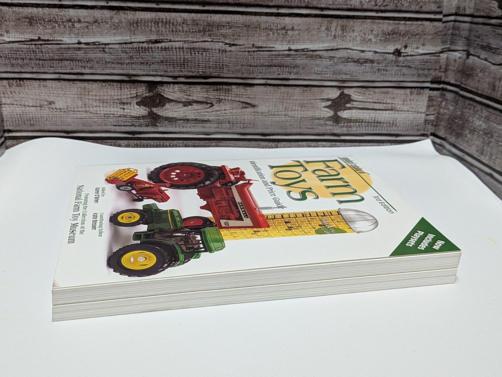 Standard Catalog Of Farm Toys 3rd Edition Book Karen O’Brien ID Guide