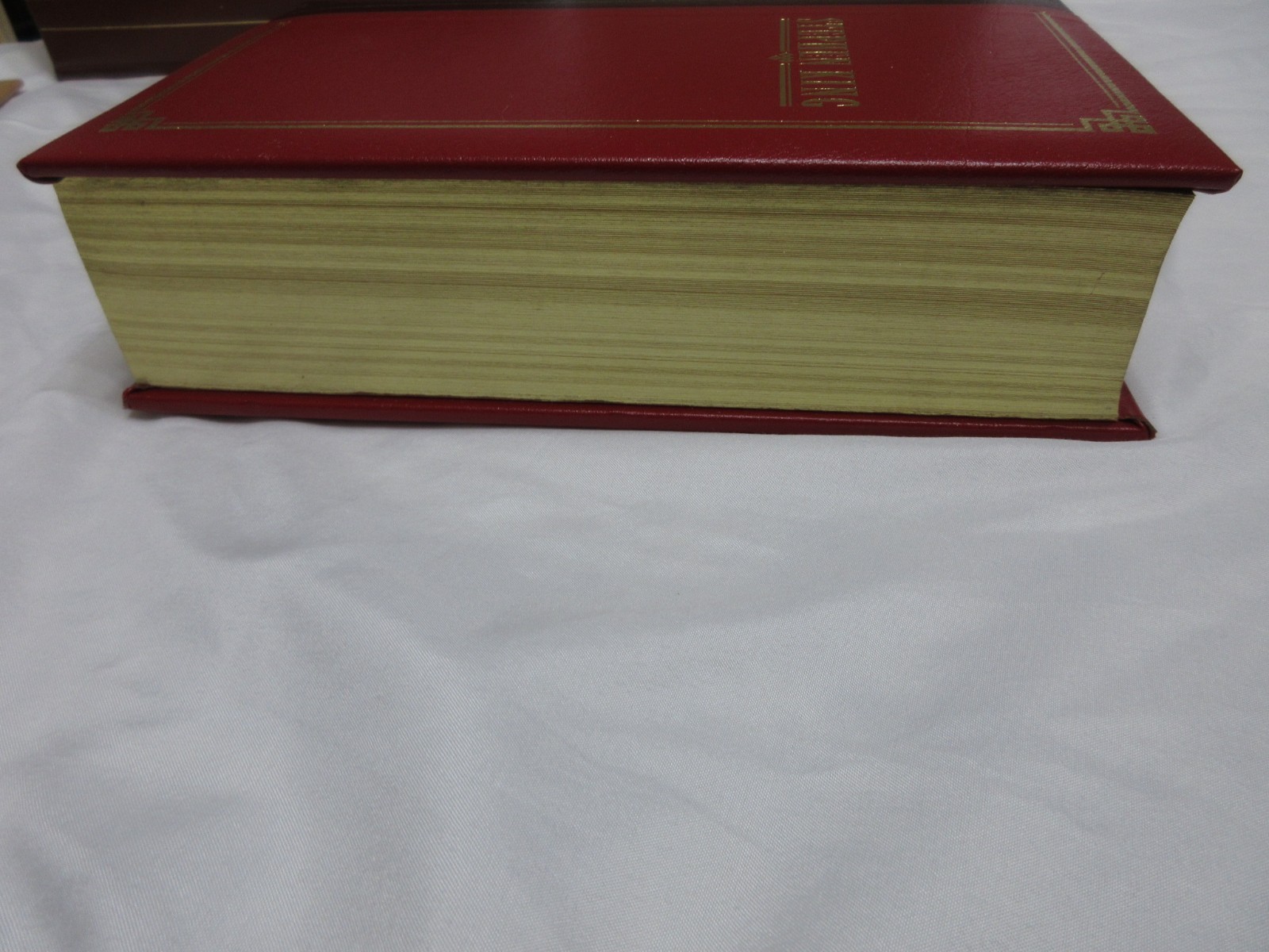 Modern Classics Collection Boxed Set:Asimov/King/Ludlum Leather, Slipcase, Fine