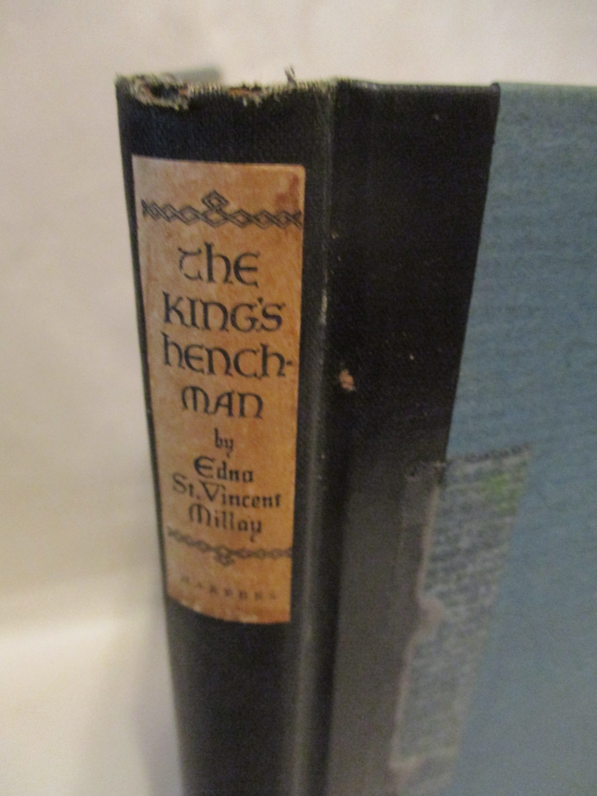 ‚The King’s Henchman‘ by Edna St. Vincent Millay 1927 printing