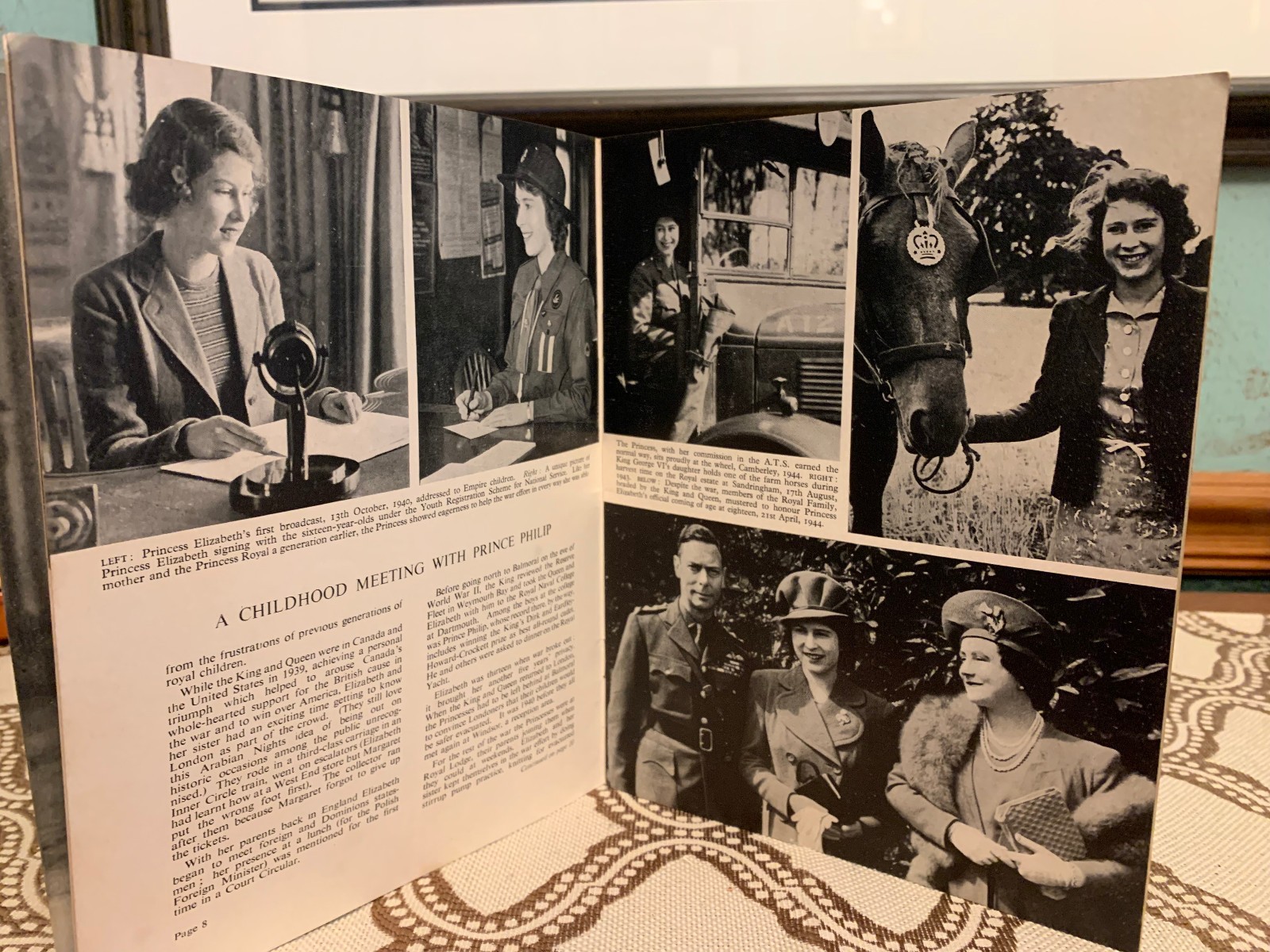 The Pictorial Life Story of OUR YOUNG QUEEN – Revised Edition Pitkins Souvenir B