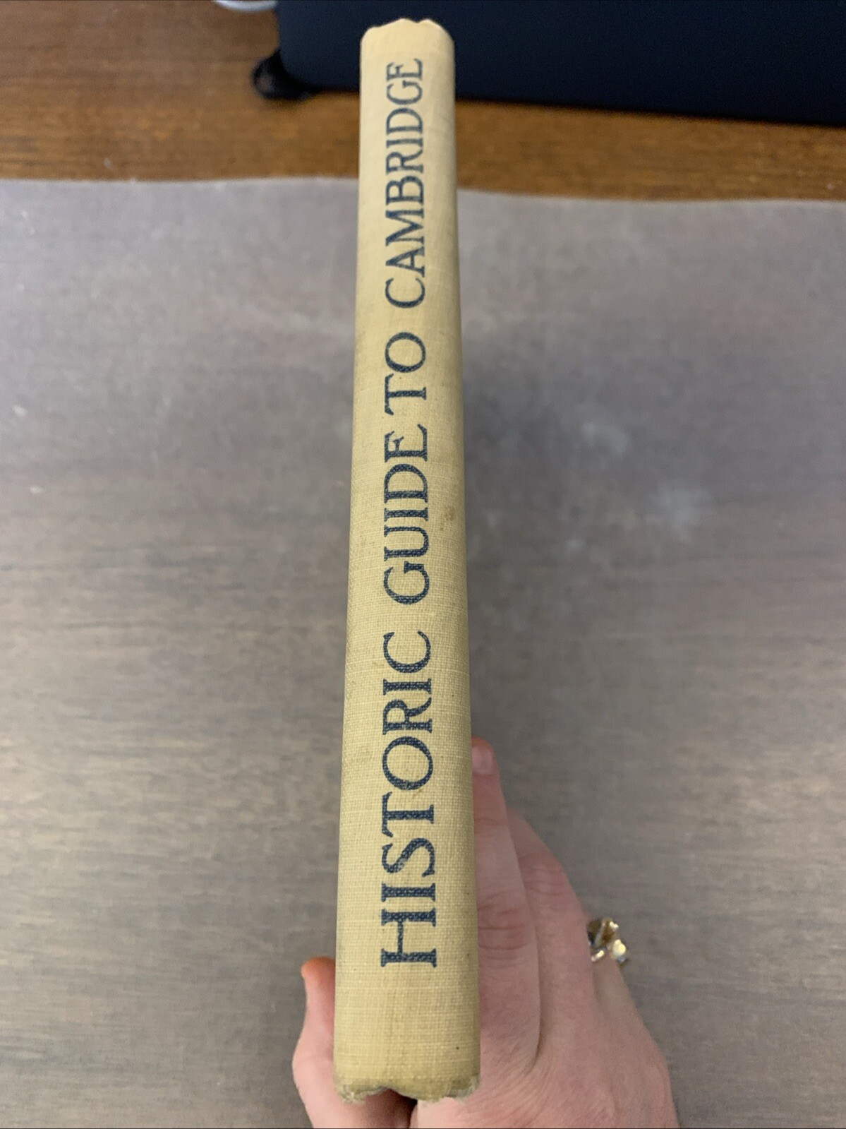 Historic Guide to Cambridge Compiled by Members of DAR Winthrop Chapter 1907