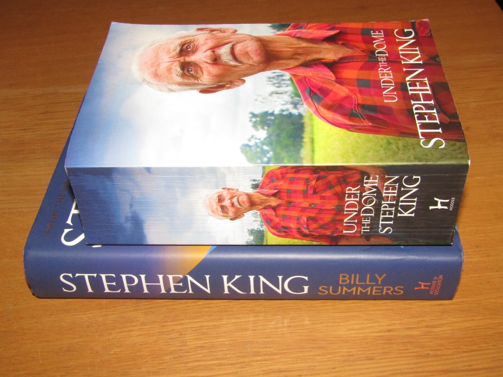 Billy Summers First Edition 2021 Hardback Book/Under The Dome P/Back Book
