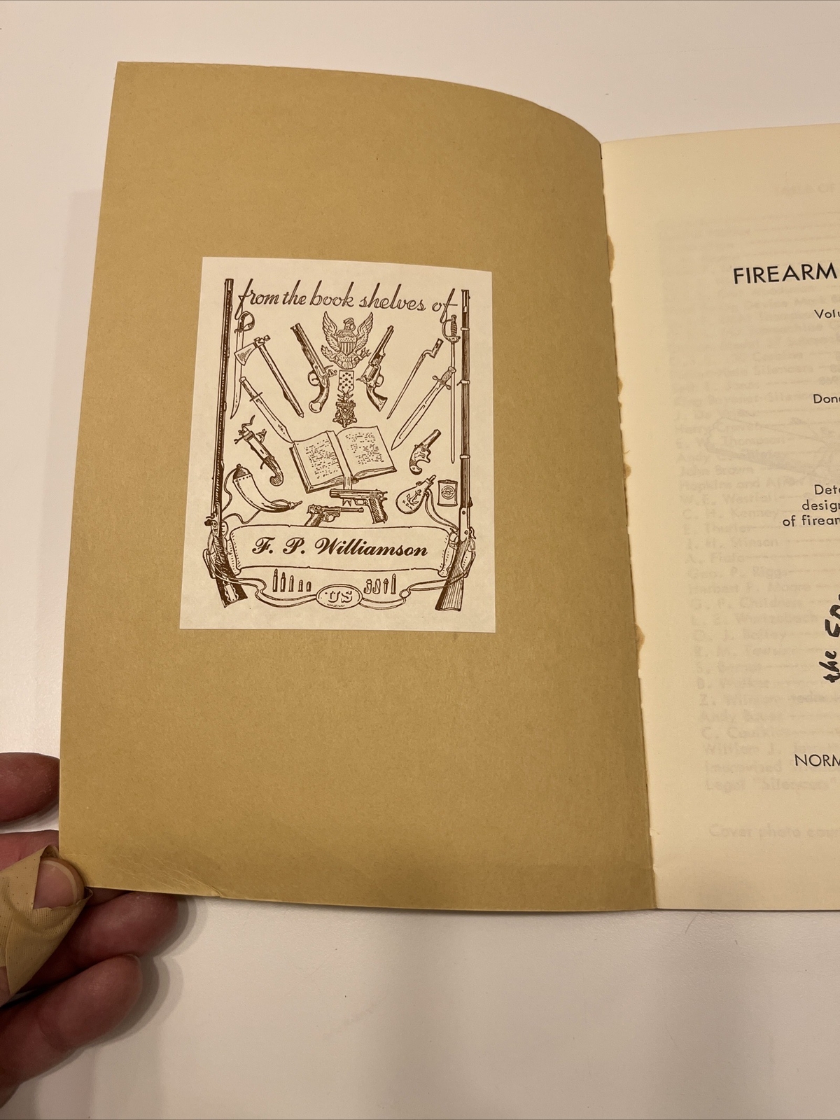 Firearm Silencers Vol. 1 US – Mclean (1968, 3P, PB, Militaria)