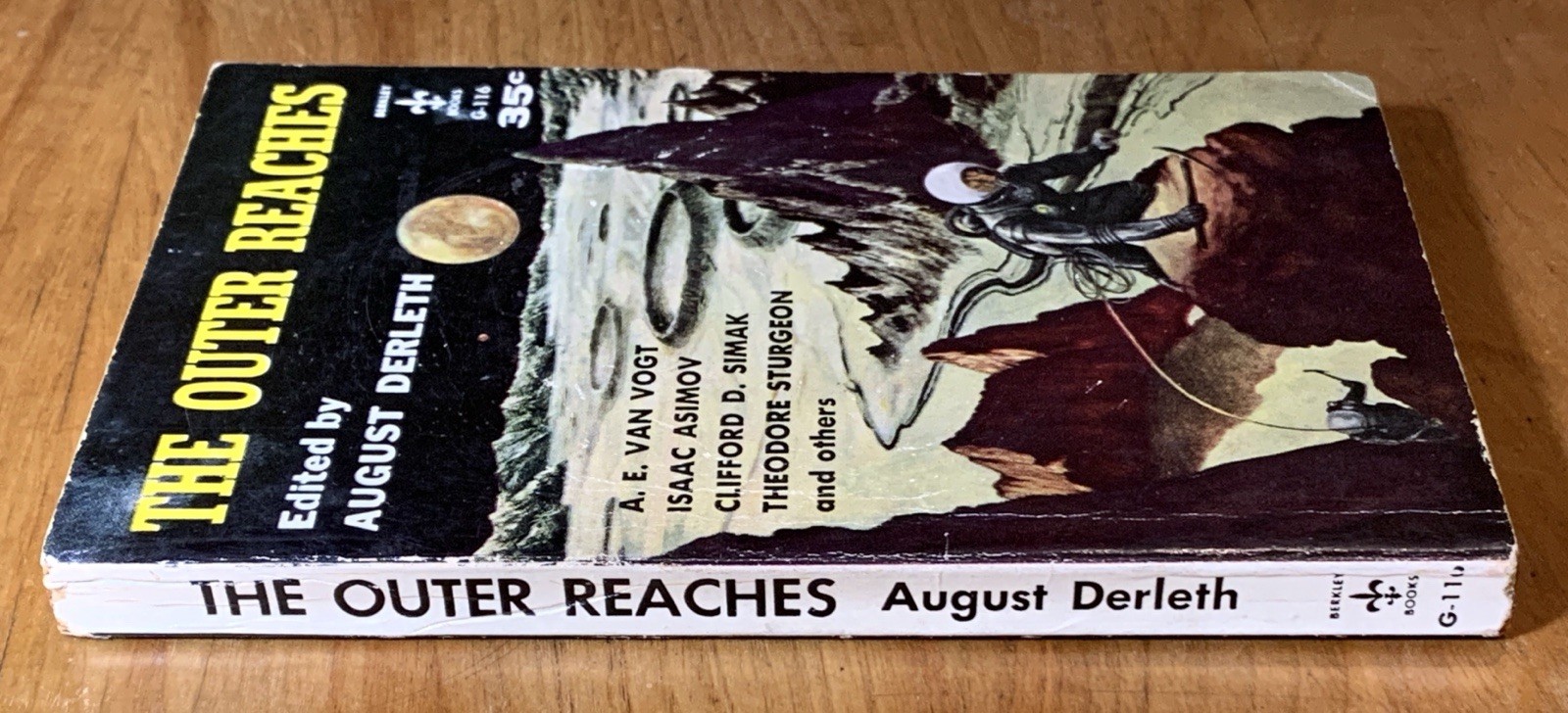 The Outer Reaches edited by August Derleth – vintage 1958 Berkley sci-fi anth pb