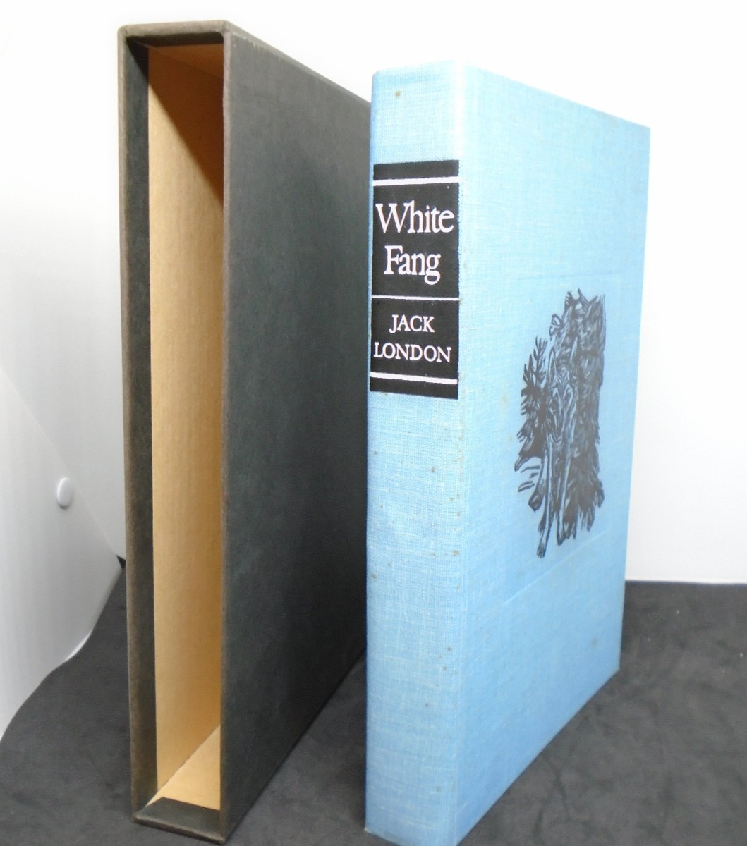 White Fang by Jack London. 1973 Heritage Press Slipcase Hardcover