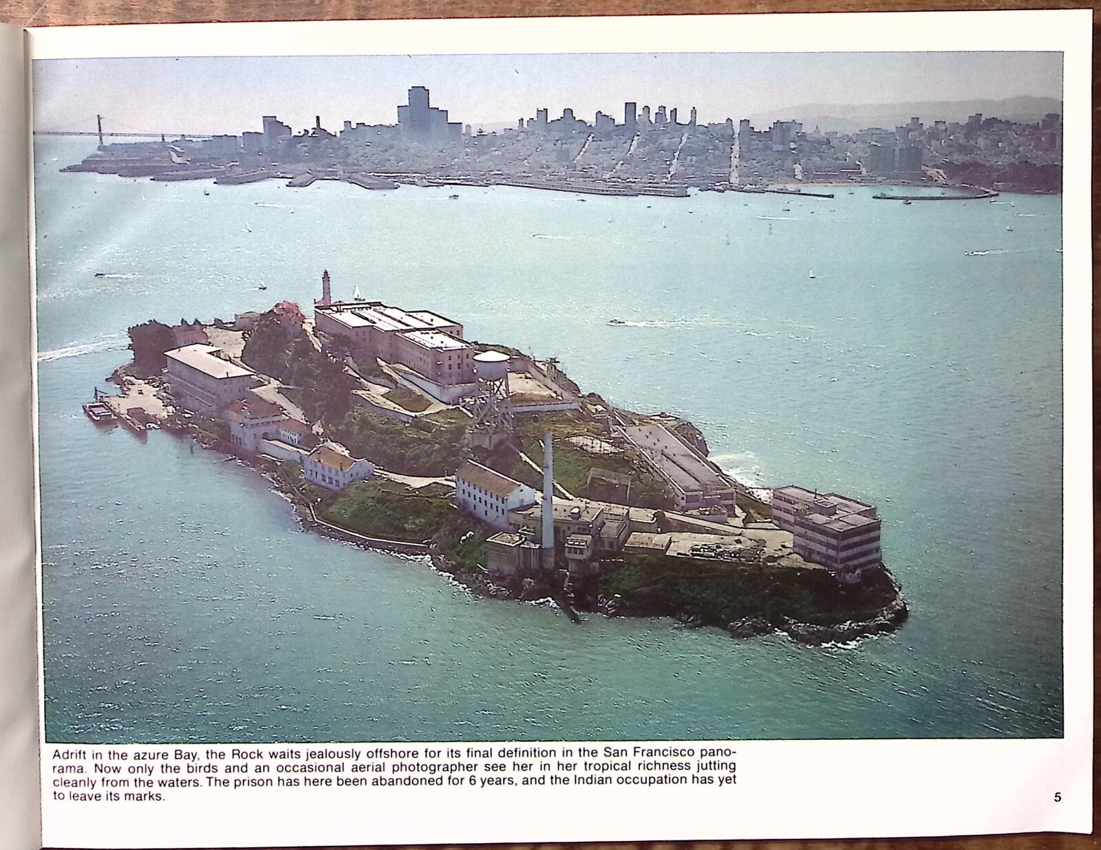 1974 ALCATRAZ A VISUAL ESSAY CAMERON FIRST EDITION 96 PAGES B925