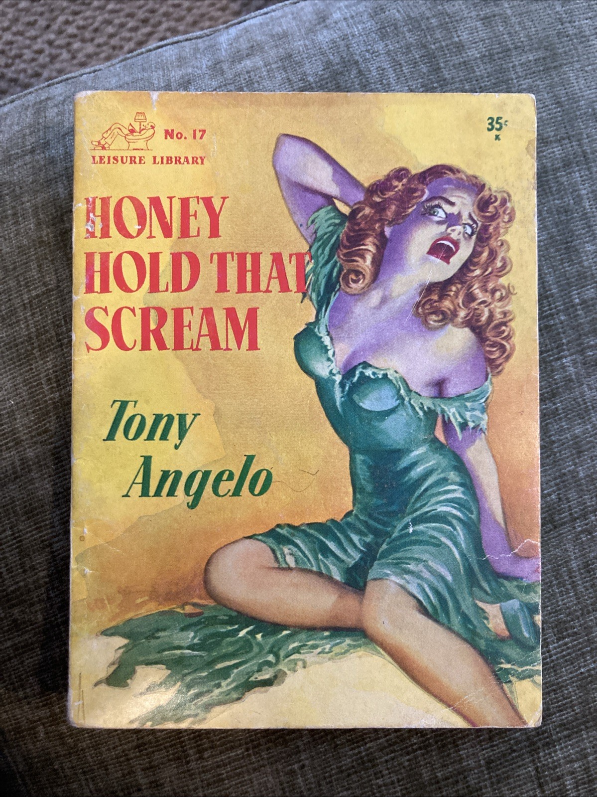 Sleaze gga digest Vintage Pb, Honey Hold by Angelo, Leisure Lib17 1952, c-Heade