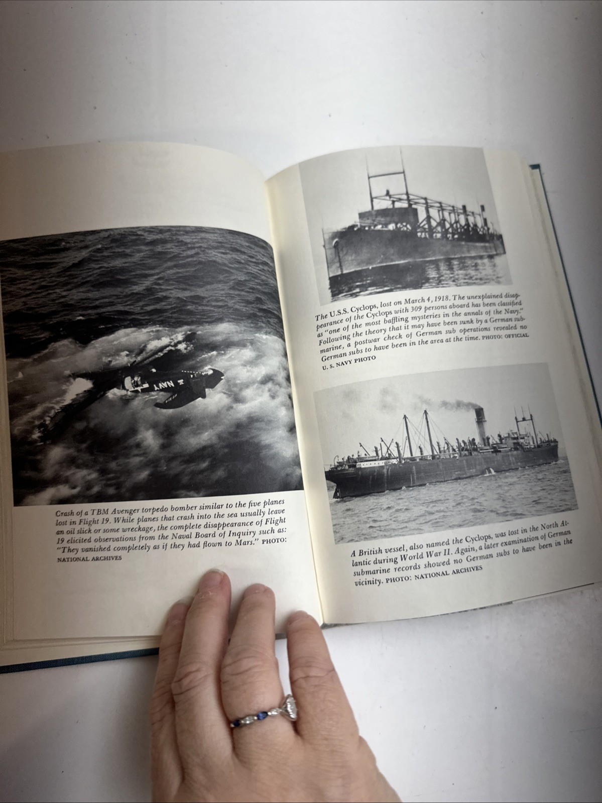 The Bermuda Triangle 1974 Charles Berlitz