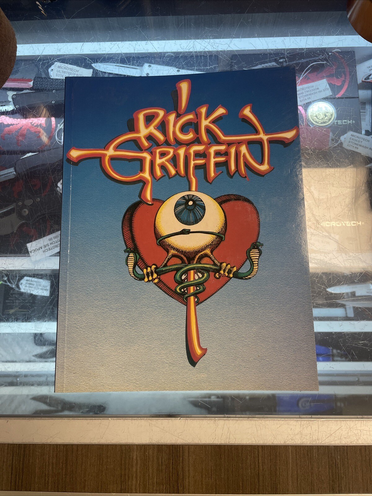 „RIck Griffin“ Written By Gordon McClelland-Paper Tiger Books. U.K.