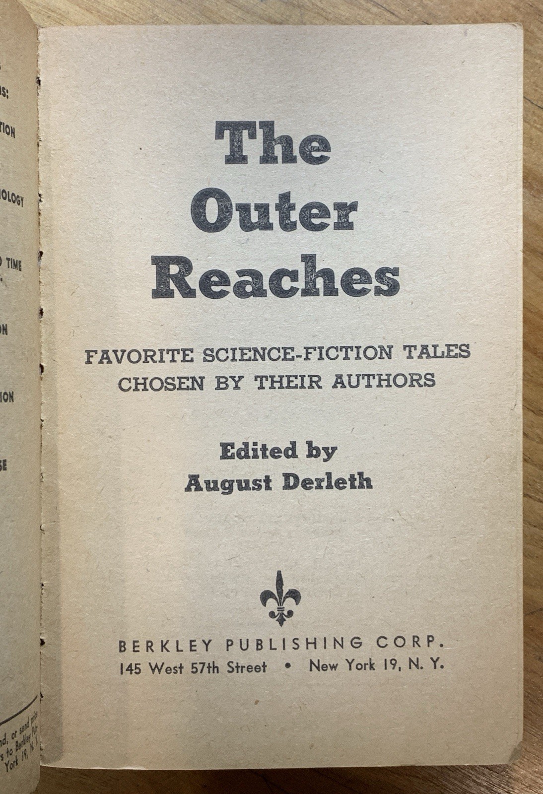 The Outer Reaches edited by August Derleth – vintage 1958 Berkley sci-fi anth pb