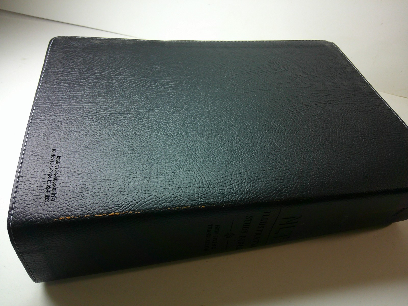 ILLUSTRATED STUDY BIBLE TYNDALE 2015 BLACK INDEX FAUX LEATHER NICE