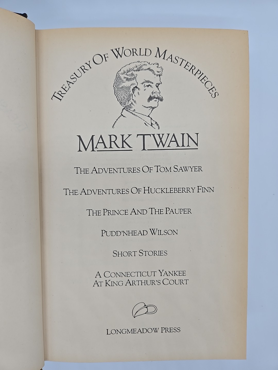 Treasury Of The World Masterpieces Lot H.G. Wells, Sir Arthur Conan, Mark Twain